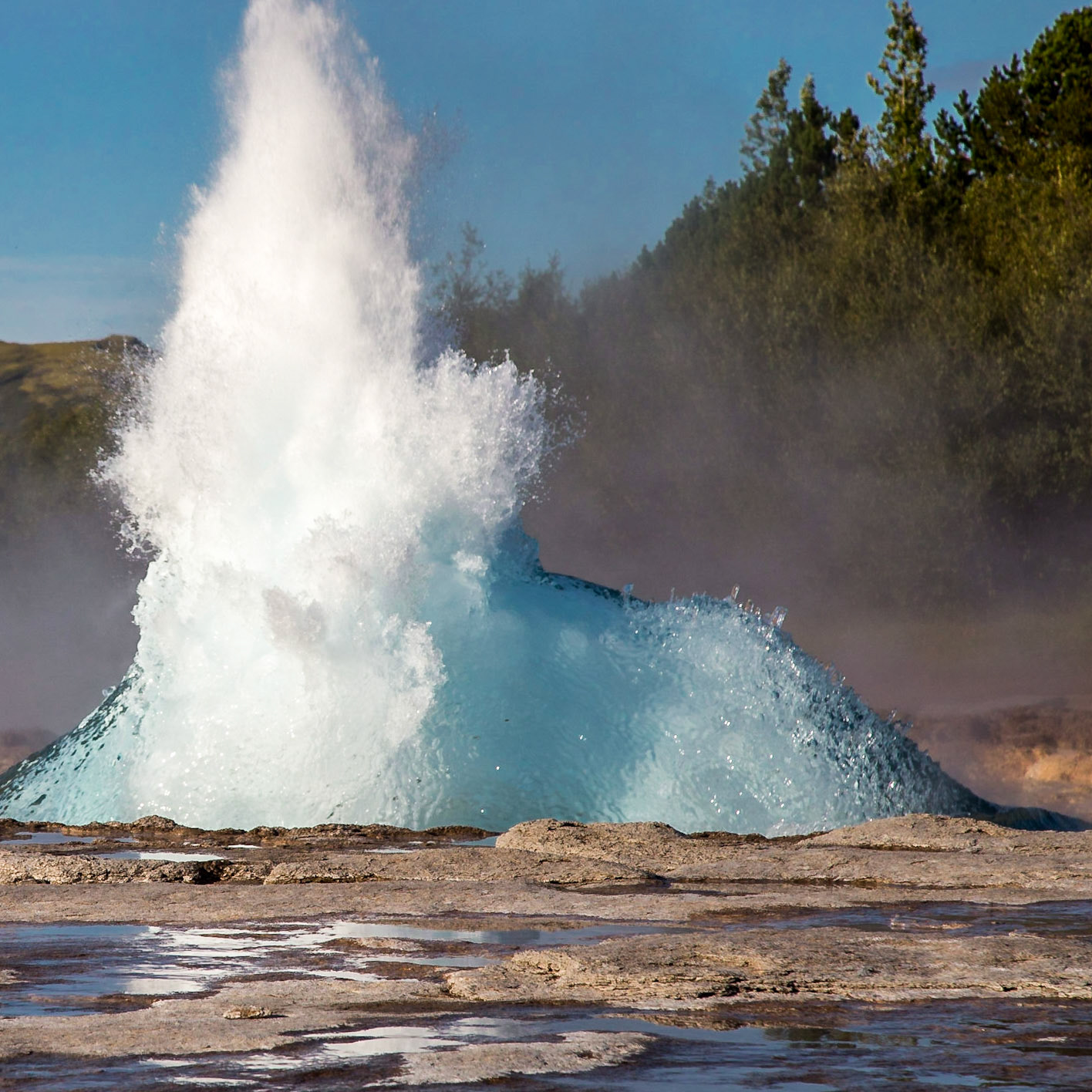 Strokkur Geyser, Blaskogabyggd, iceland [Aug 2018]