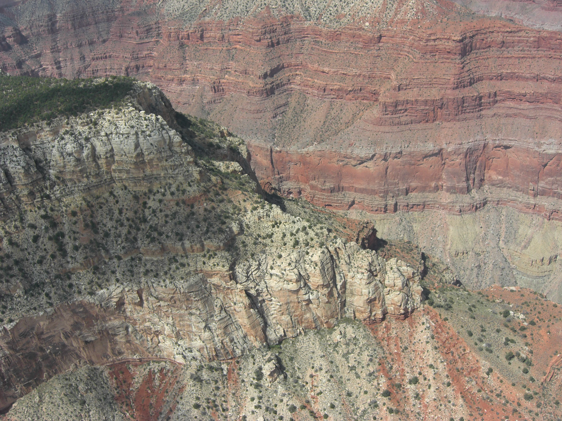 080830 - USA - Helicopter North Rim - Monument Valley - Camp Gouldings
