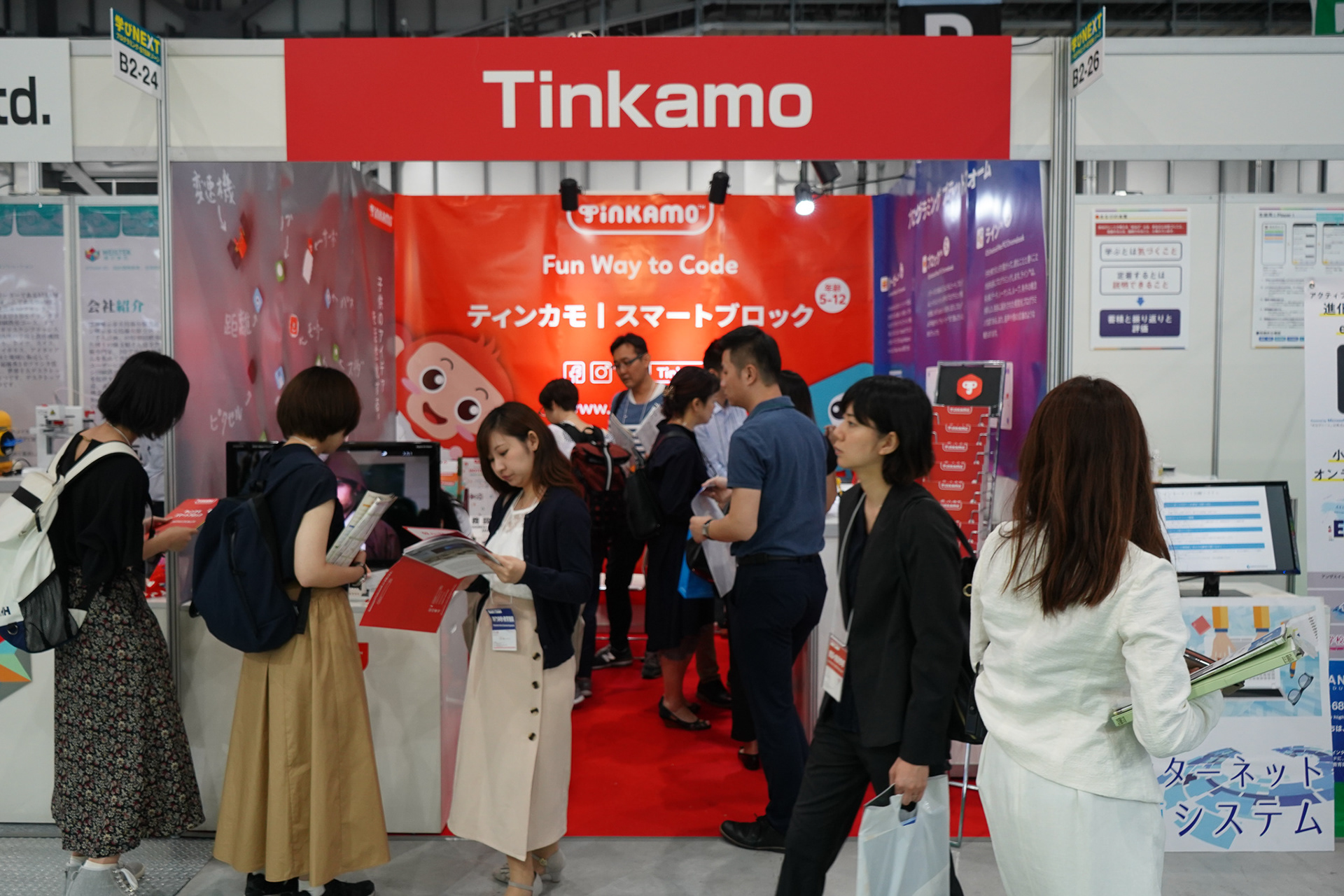 Tinkamo exhibiting in Tokyo