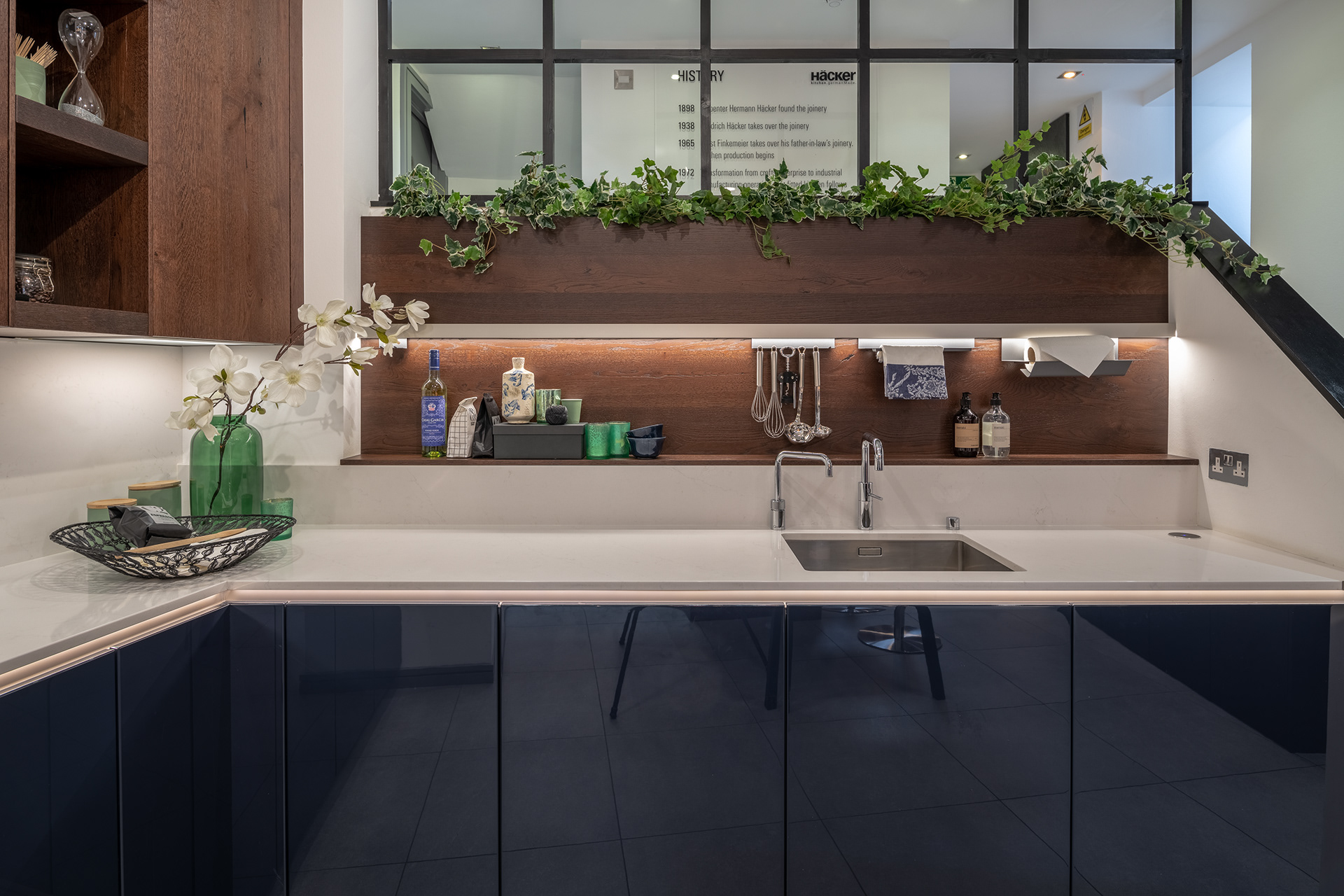Häcker Kitchen Showroom by London based comercial photographer - Marcin Noga