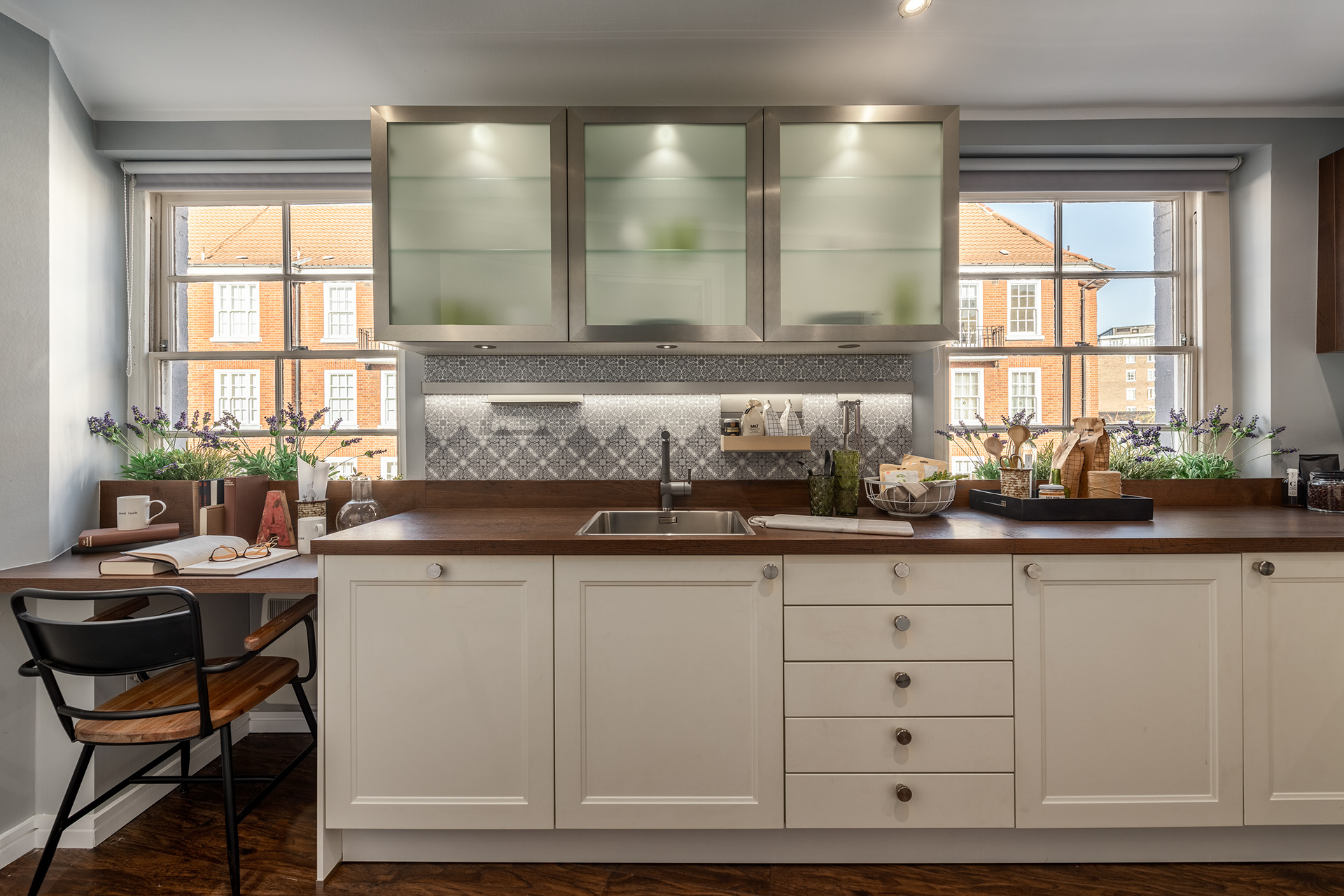 Häcker Kitchen Showroom by London based comercial photographer - Marcin Noga