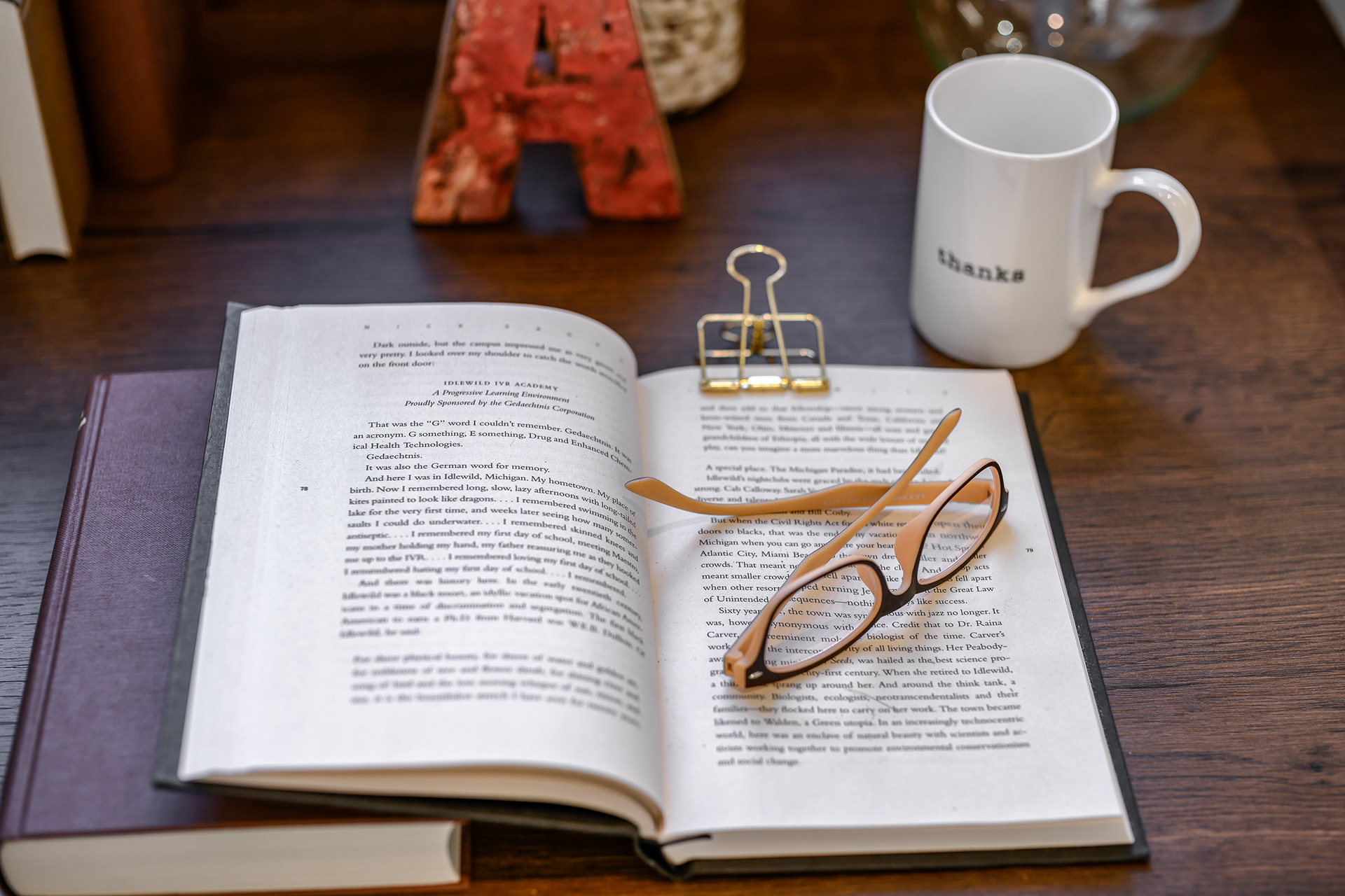 Häcker Kitchen Showroom by London based comercial photographer - Marcin Noga