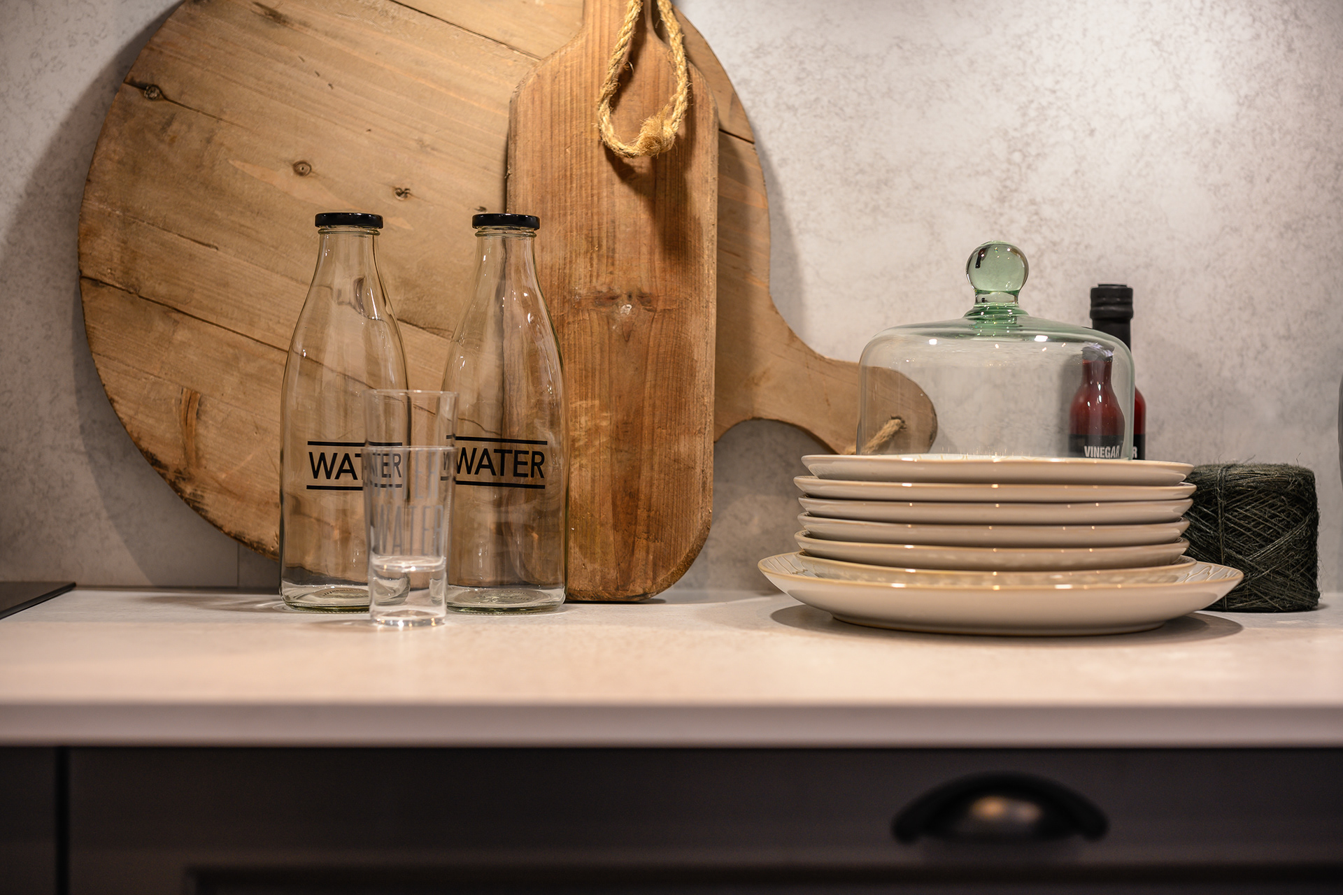 Häcker Kitchen Showroom by London based comercial photographer - Marcin Noga