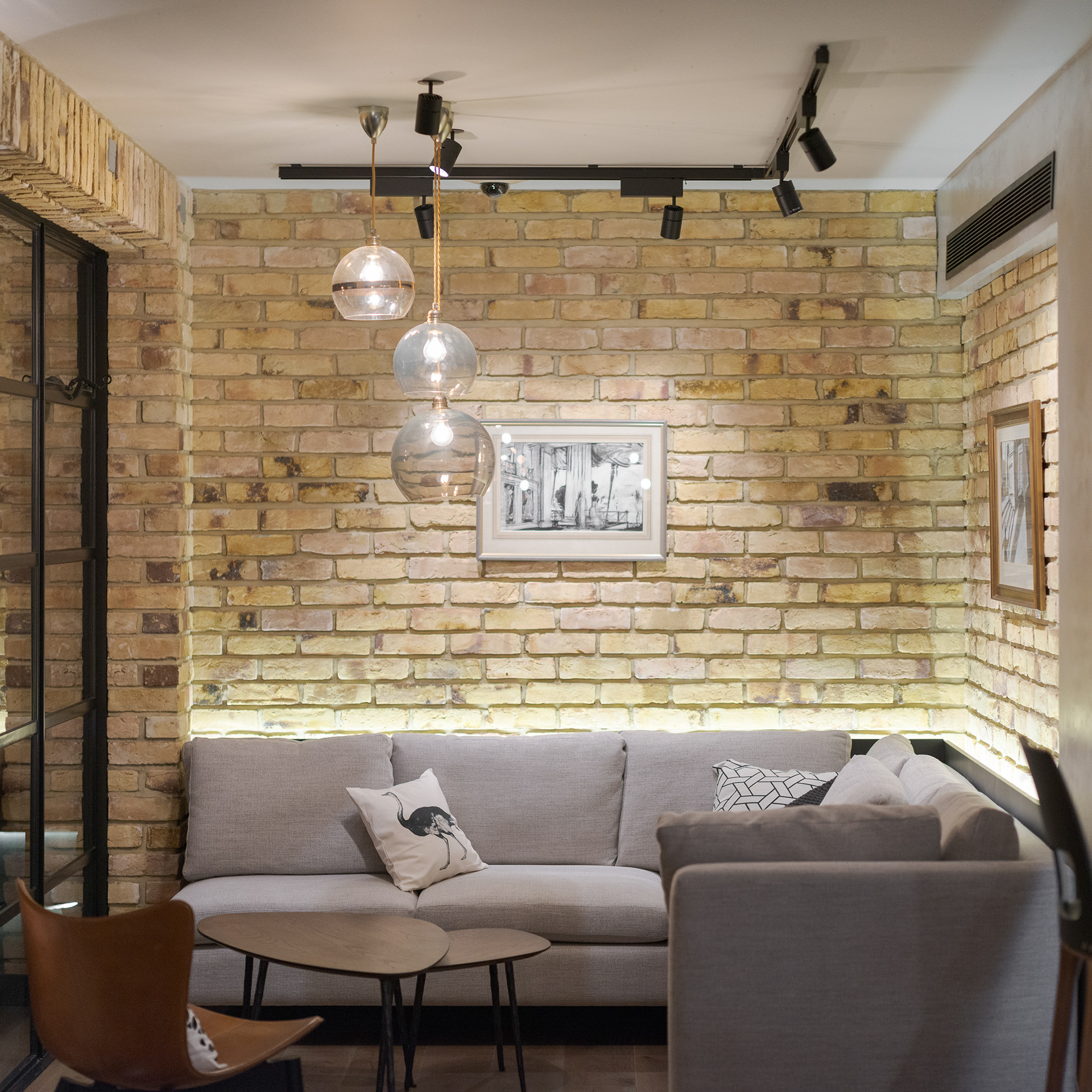 Twickenham Film Studios' private members roof bar. Photography by Marcin Noga.