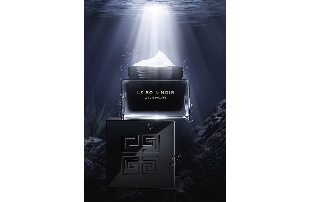 Le Soin Noir © Givenchy Parfums
