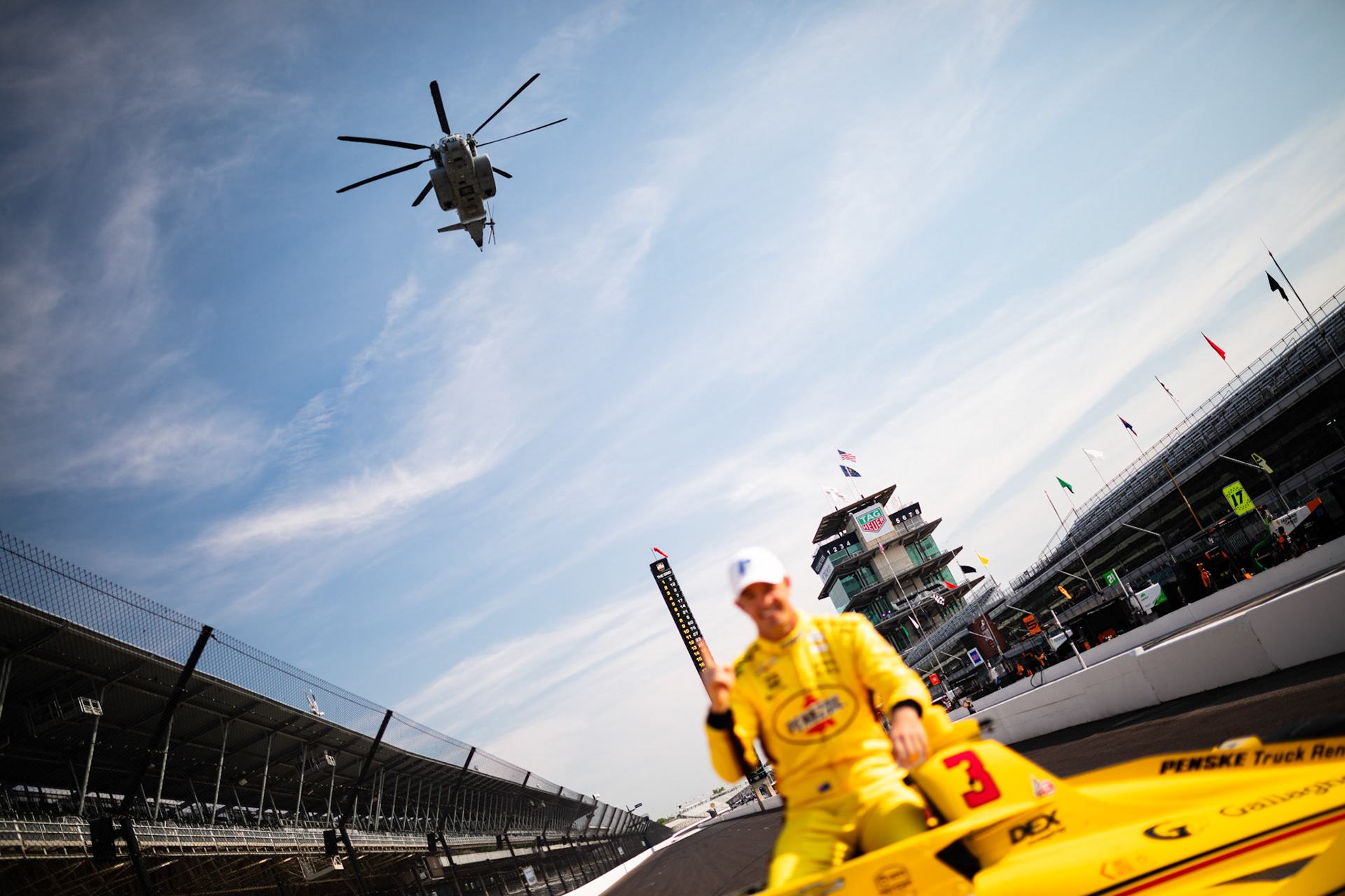 #3: Scott McLaughlin, Team Penske Chevrolet, Thirsty 3’s