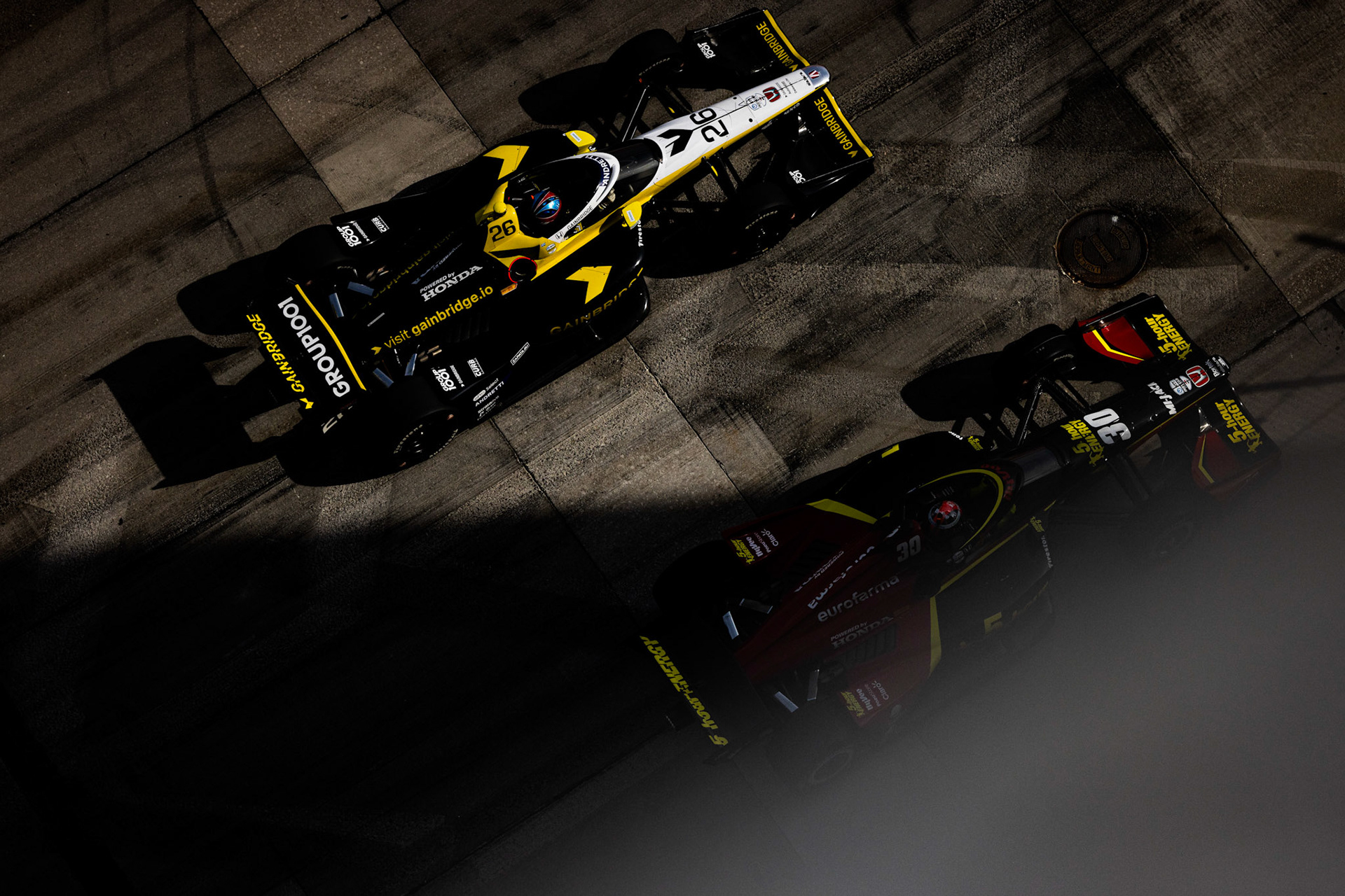 #26: Colton Herta, Andretti Autosport Honda, #30: Pietro Fittipaldi, Rahal Letterman Lanigan Racing Honda