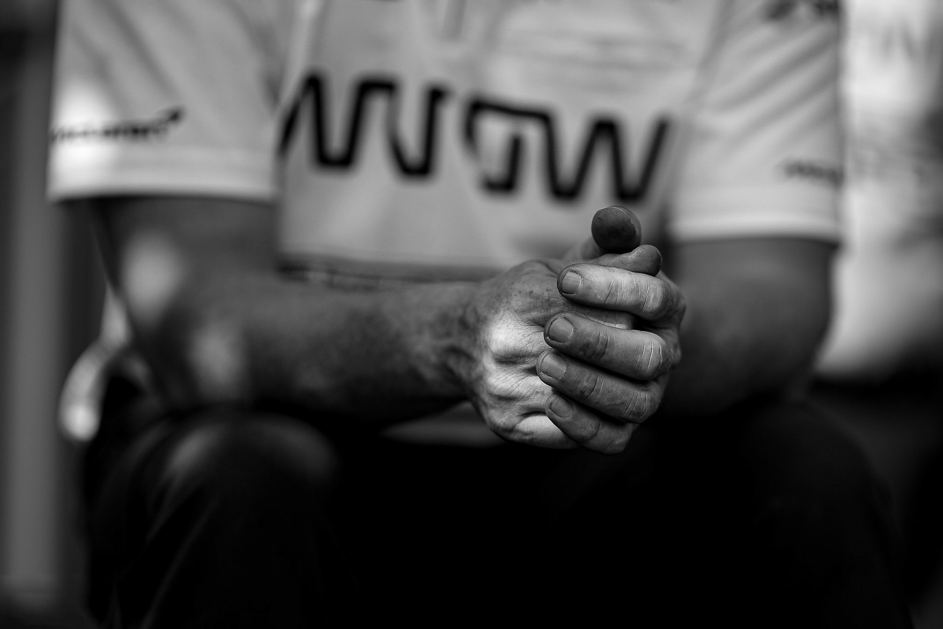 #5: Pato O’Ward, Arrow McLaren SP Chevrolet crew member