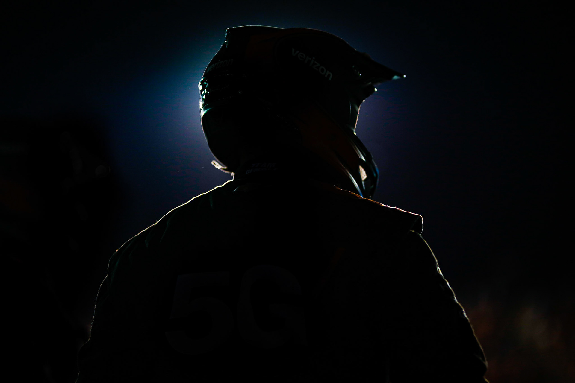 #12: Will Power, Team Penske Chevrolet crew member