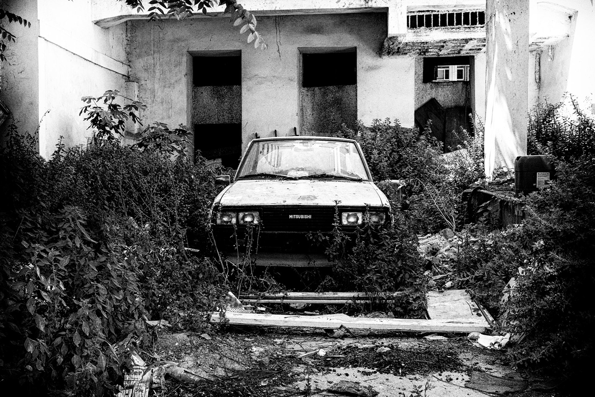 Athens - Modern Ruins