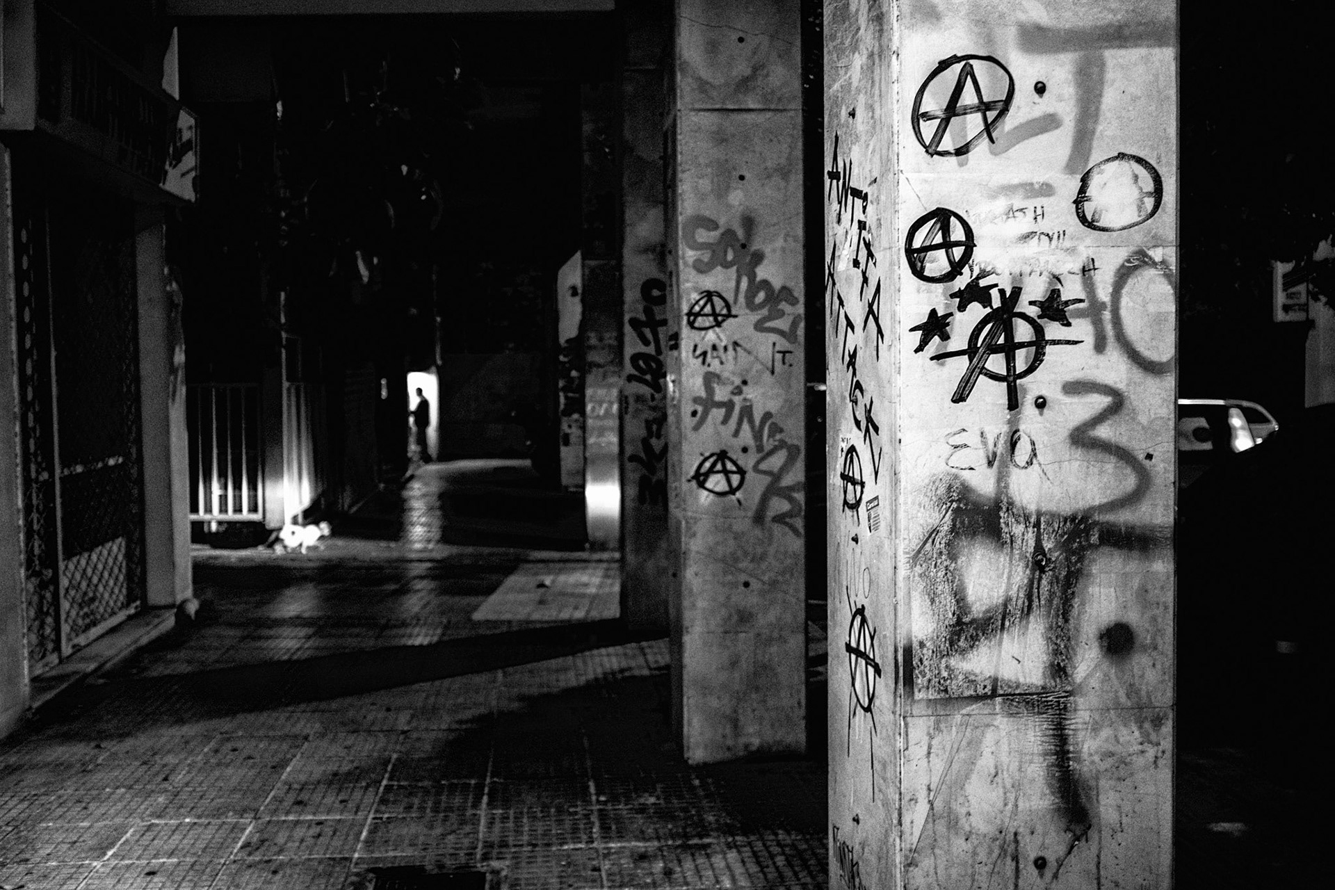 Athens - Modern Ruins