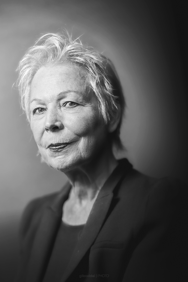 LYDIE SALVAYRE