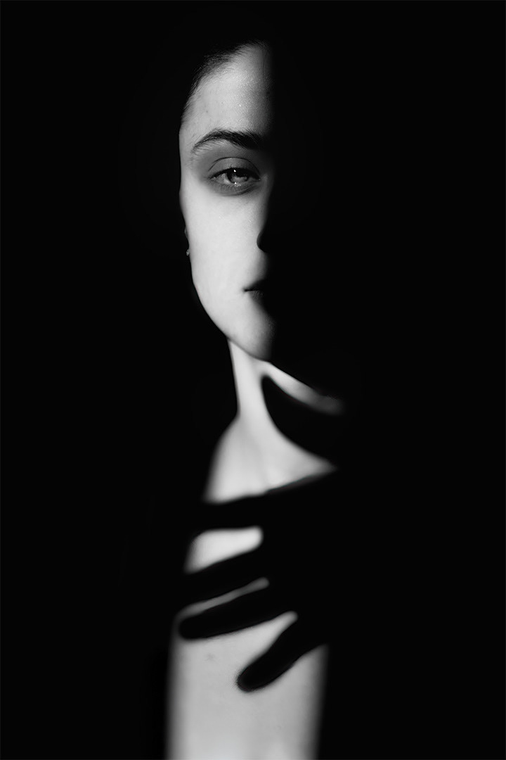 CHRISTELLE SIMONIN