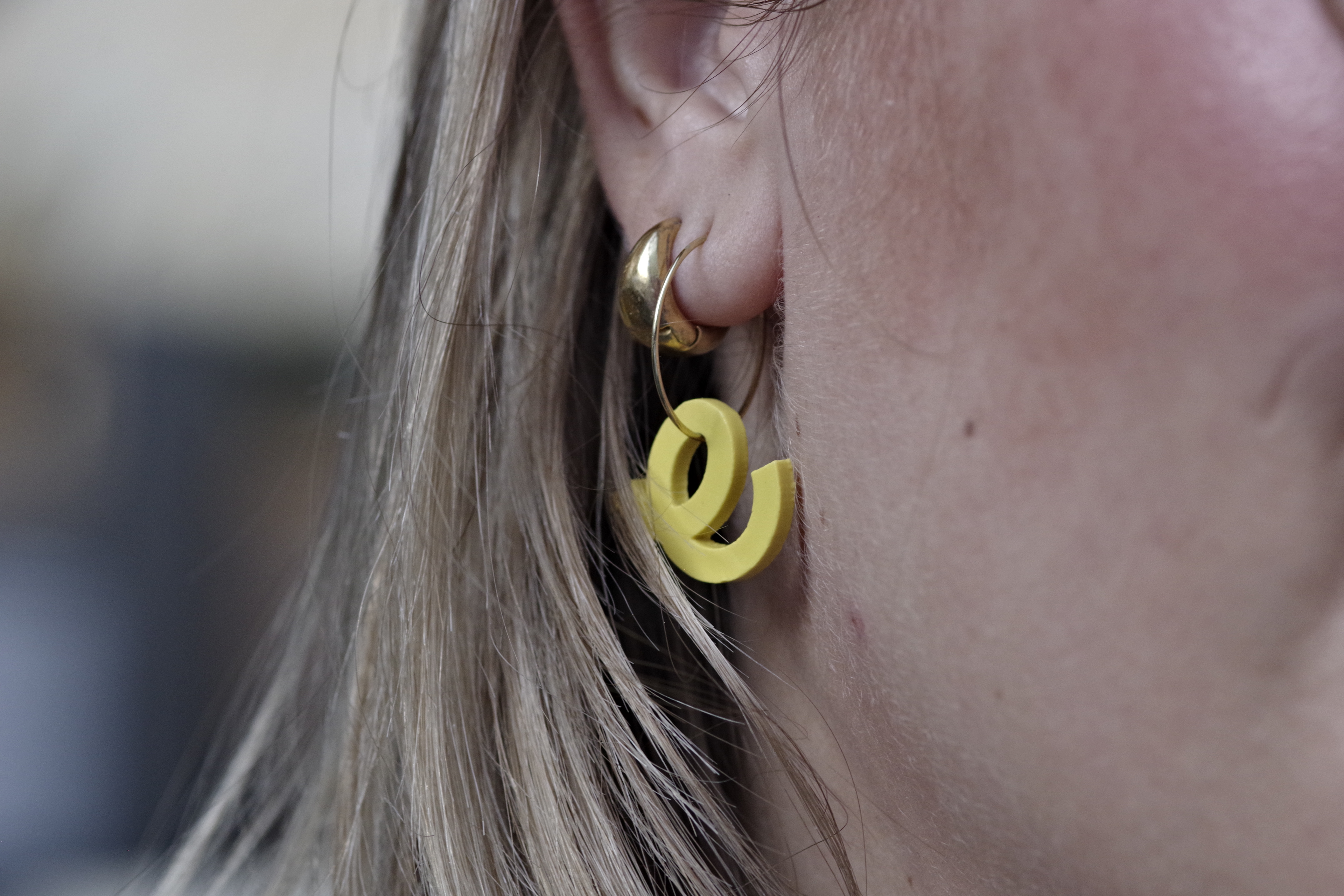 selbst hergestellte Porzellan-Ohrringe