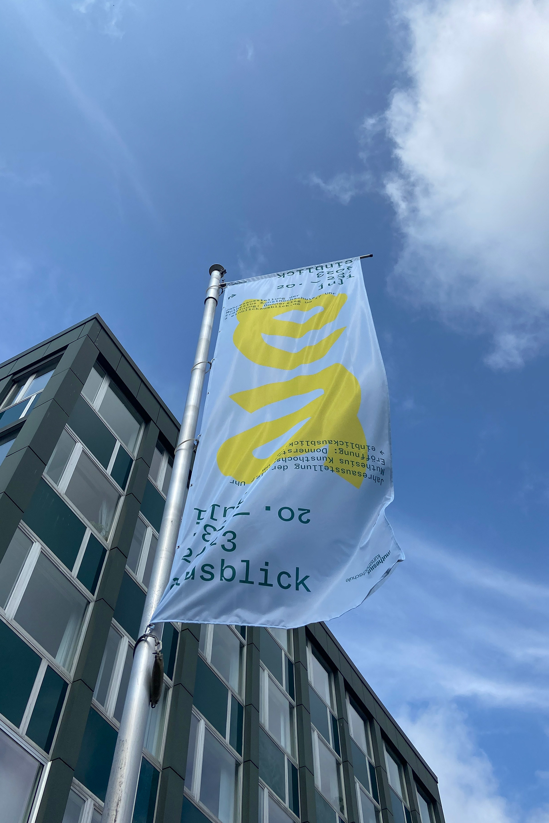 hochformatige Flagge