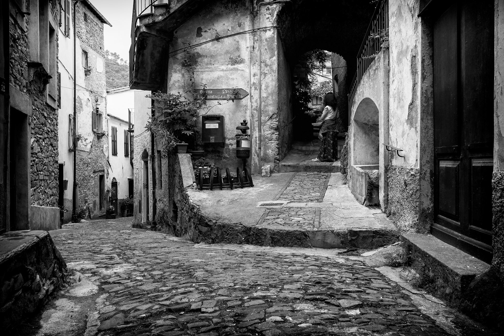 #Montalto Ligure  #shotz_of_liguria #italiainunoscatto #ig_italia #shotz_of_italia #MeiCaPicture #volgoitalia#art #artist #artoftheday #artsy #beautiful #creative #draw #drawing #gallery #graphic #graphics #illustration #instaart #instaartist #instagood #masterpiece #painting #paper #pen #pencil #photooftheday #meteo_limet