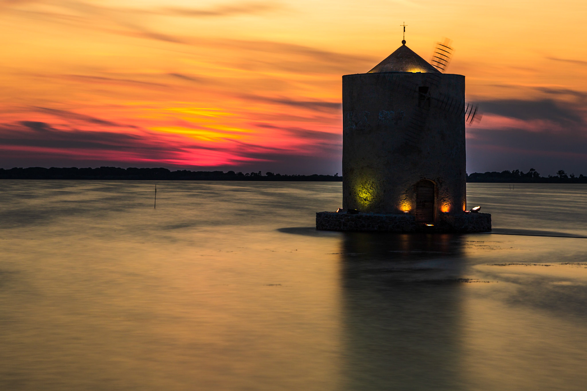 Tramonto sulla Laguna di Orbetello
