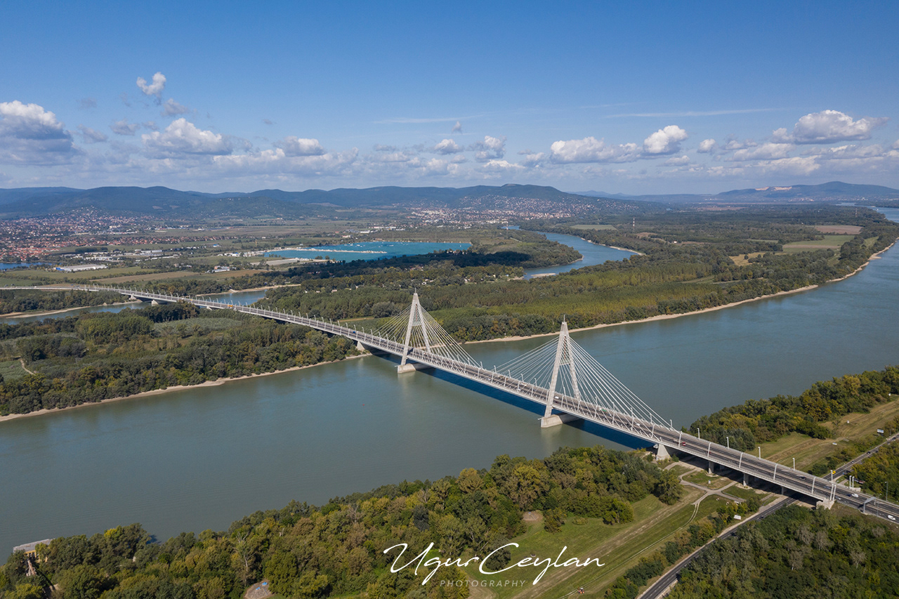Megyeri Bridge