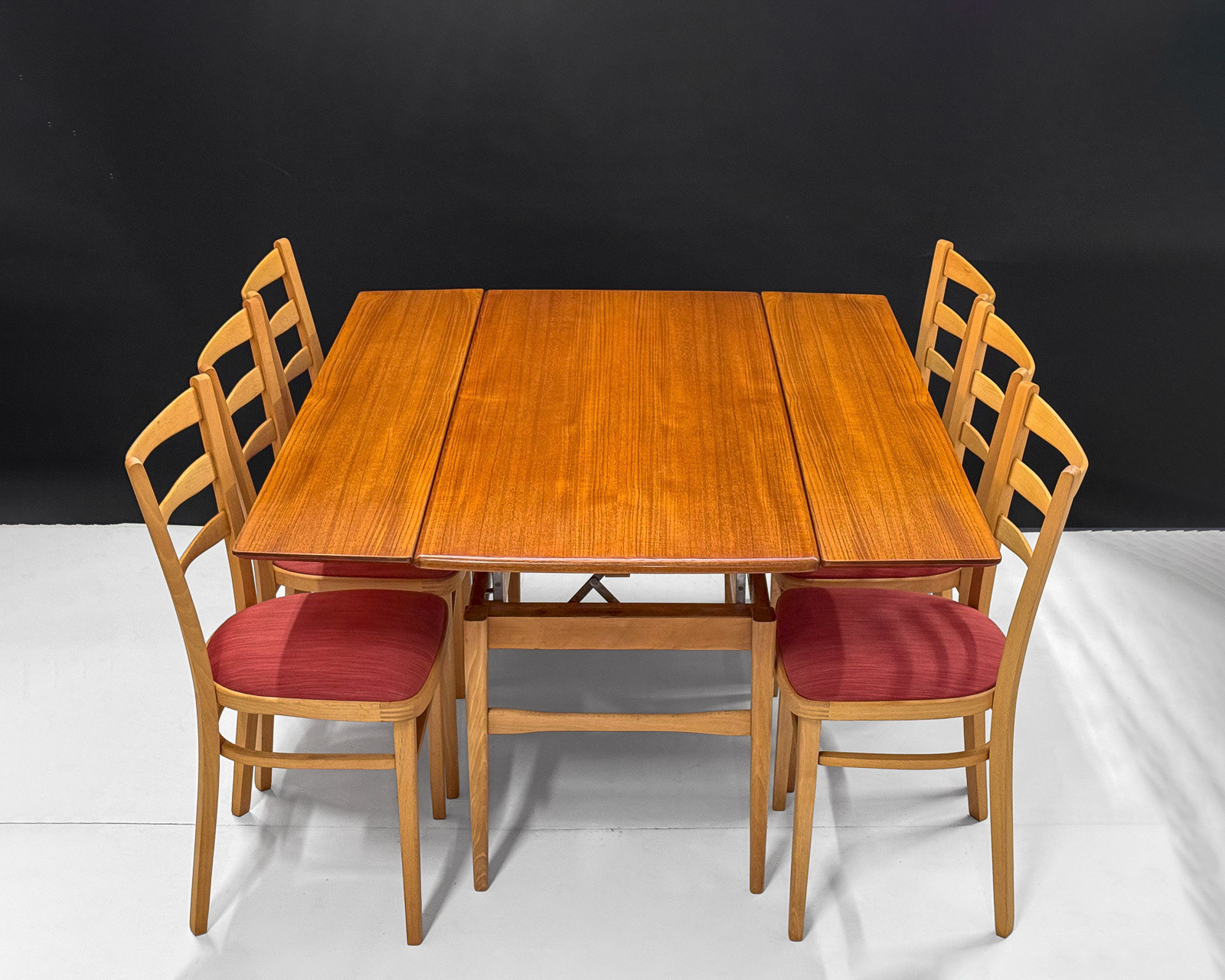 Scandinavian Modern Patented Table
