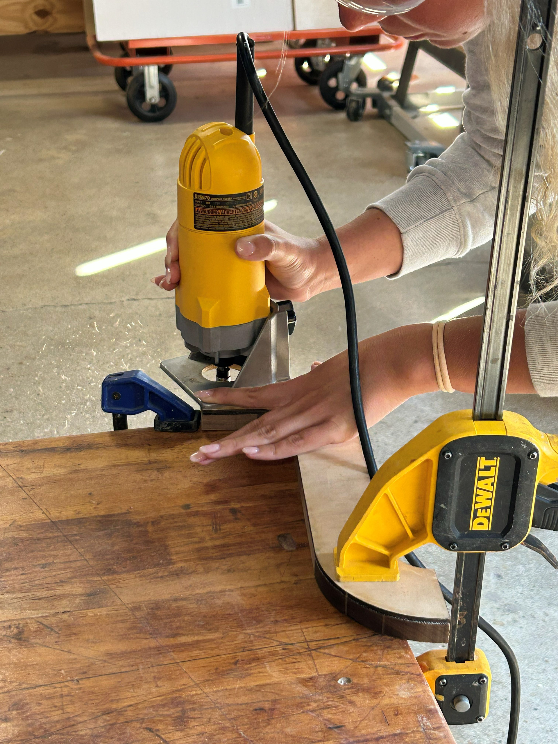 Image 25 | Routing the Larger Curves of the S-curve Leg using the Hand Router