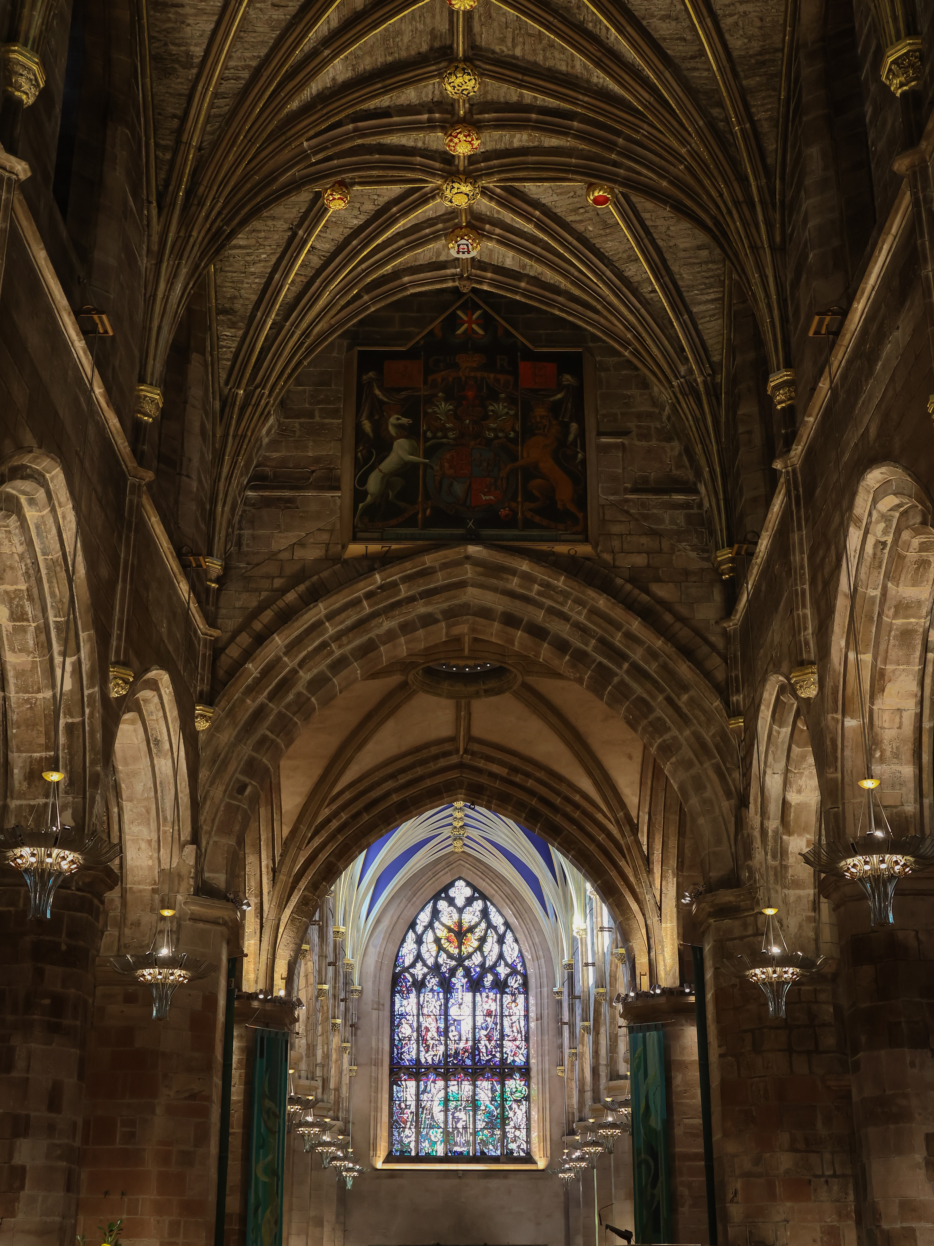 The vaulted ceiling of the nave, Edinburgh 