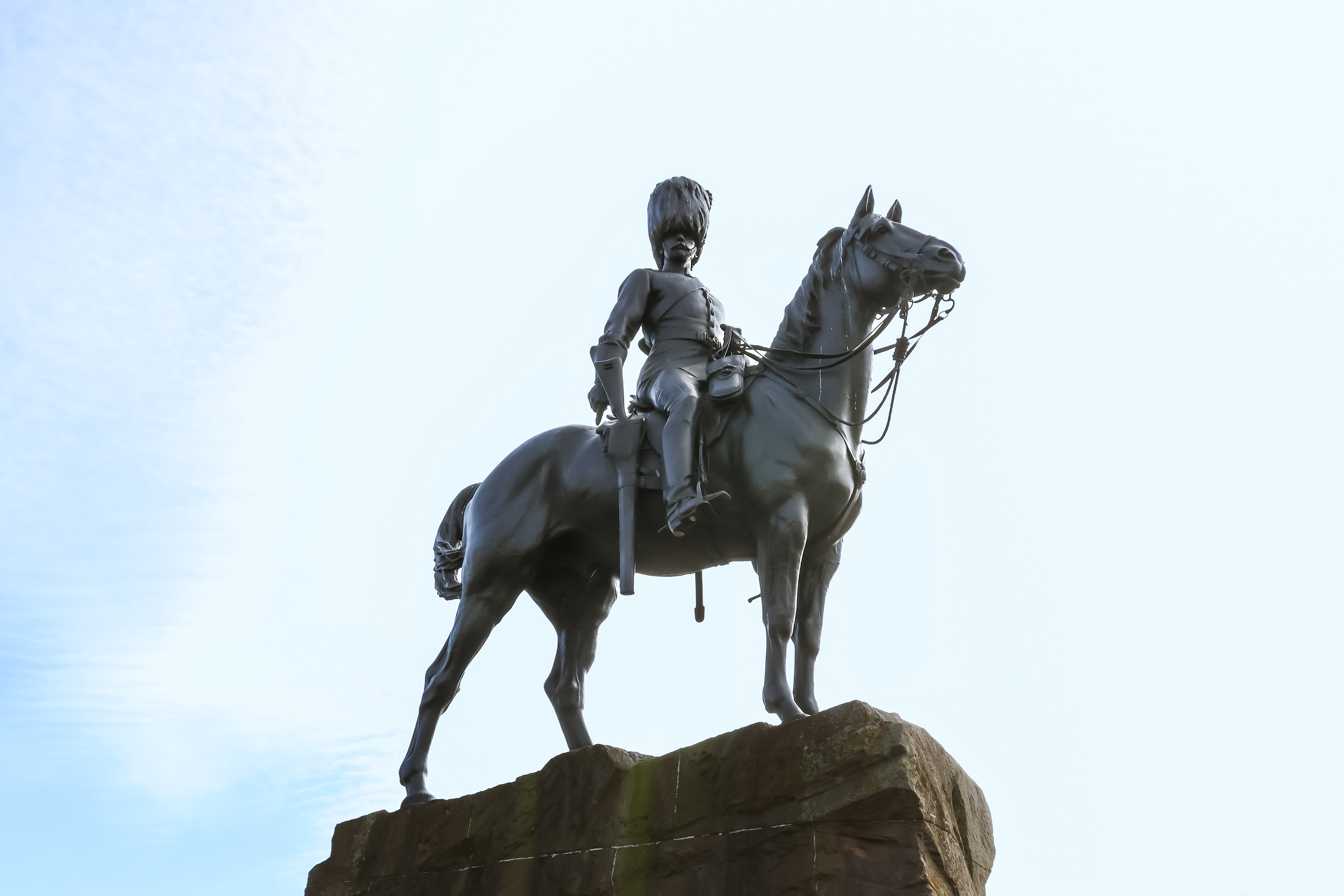 royal scots grey monument, edinburgh