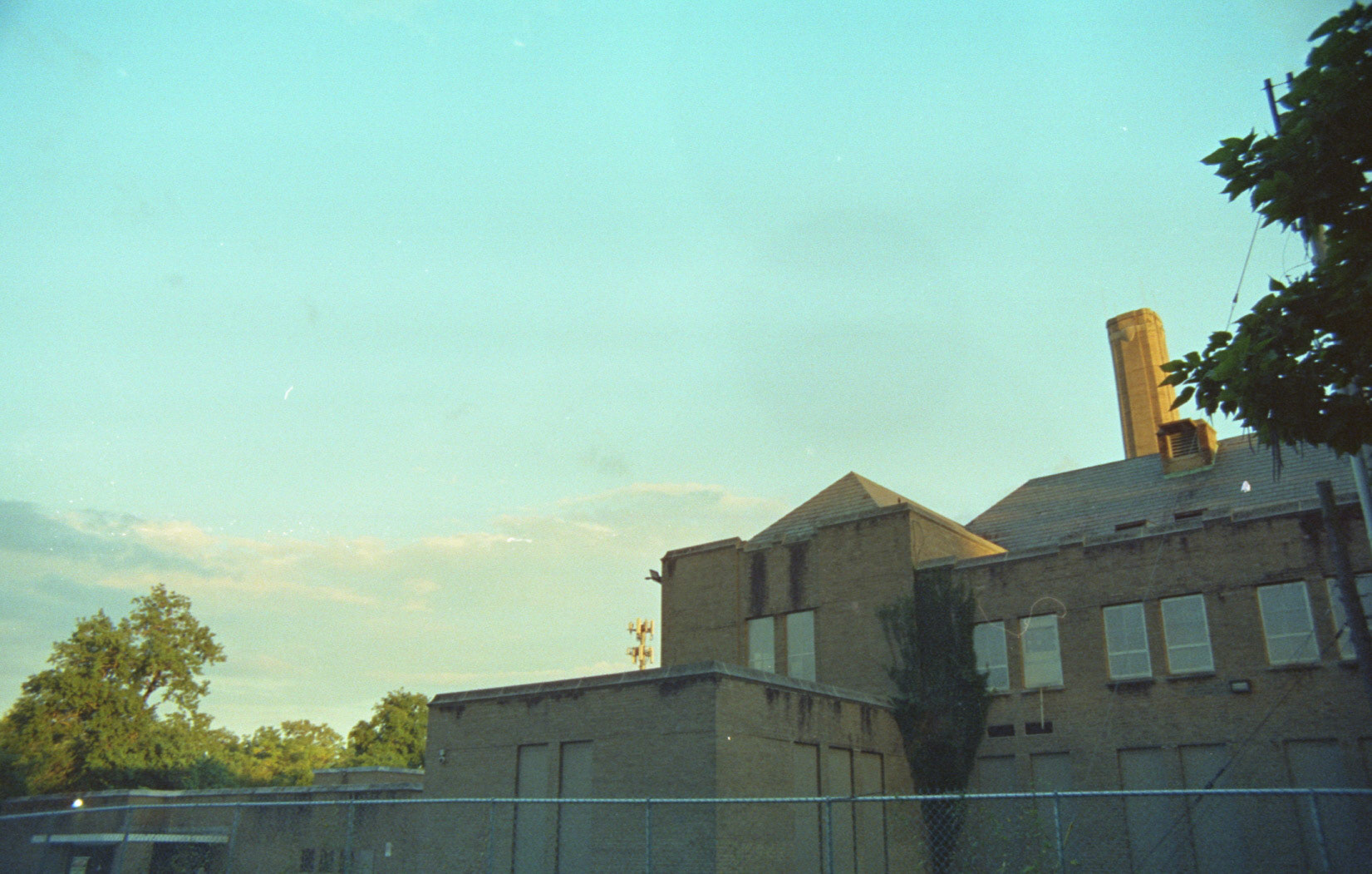 Nikon FG on Cinestill 50D