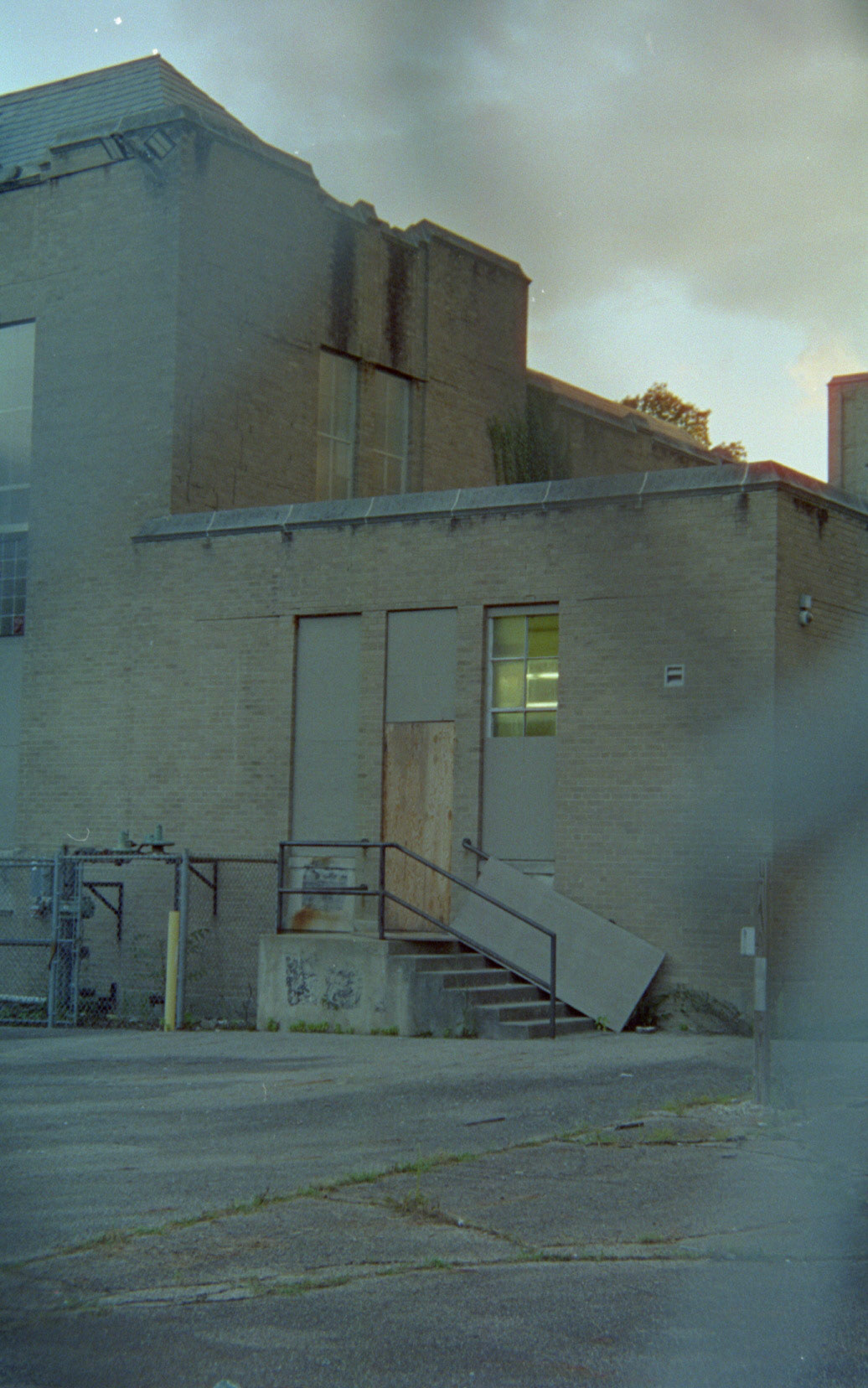 Nikon FG on Cinestill 50D