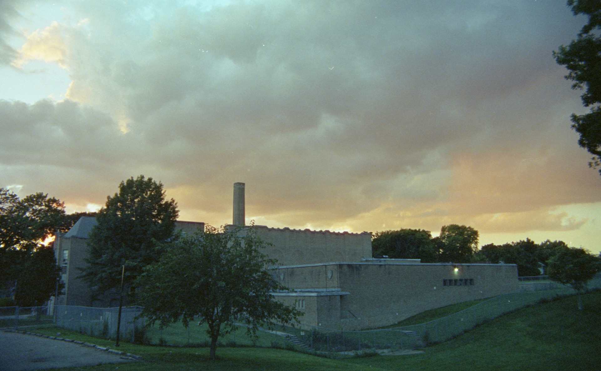 Nikon FG on Cinestill 50D