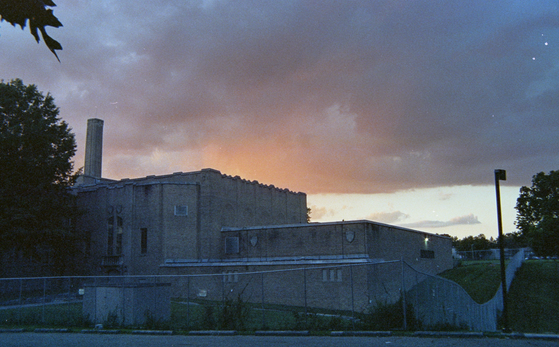 Nikon FG on Cinestill 50D