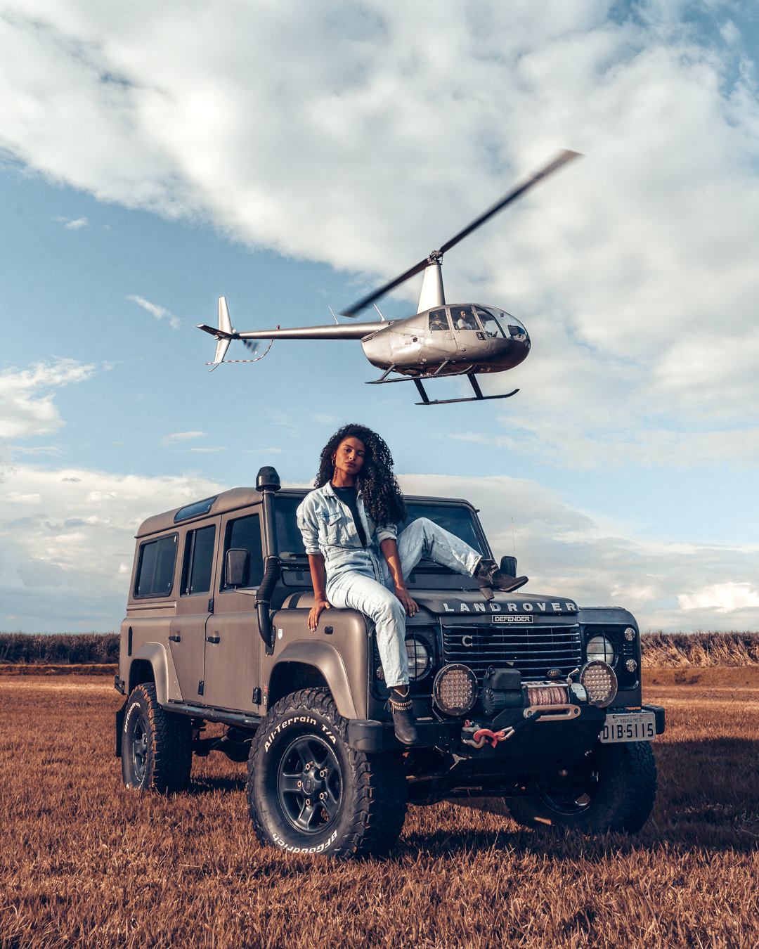 Land Rover Defender | Projeto autoral, realizado num aeroporto particular.