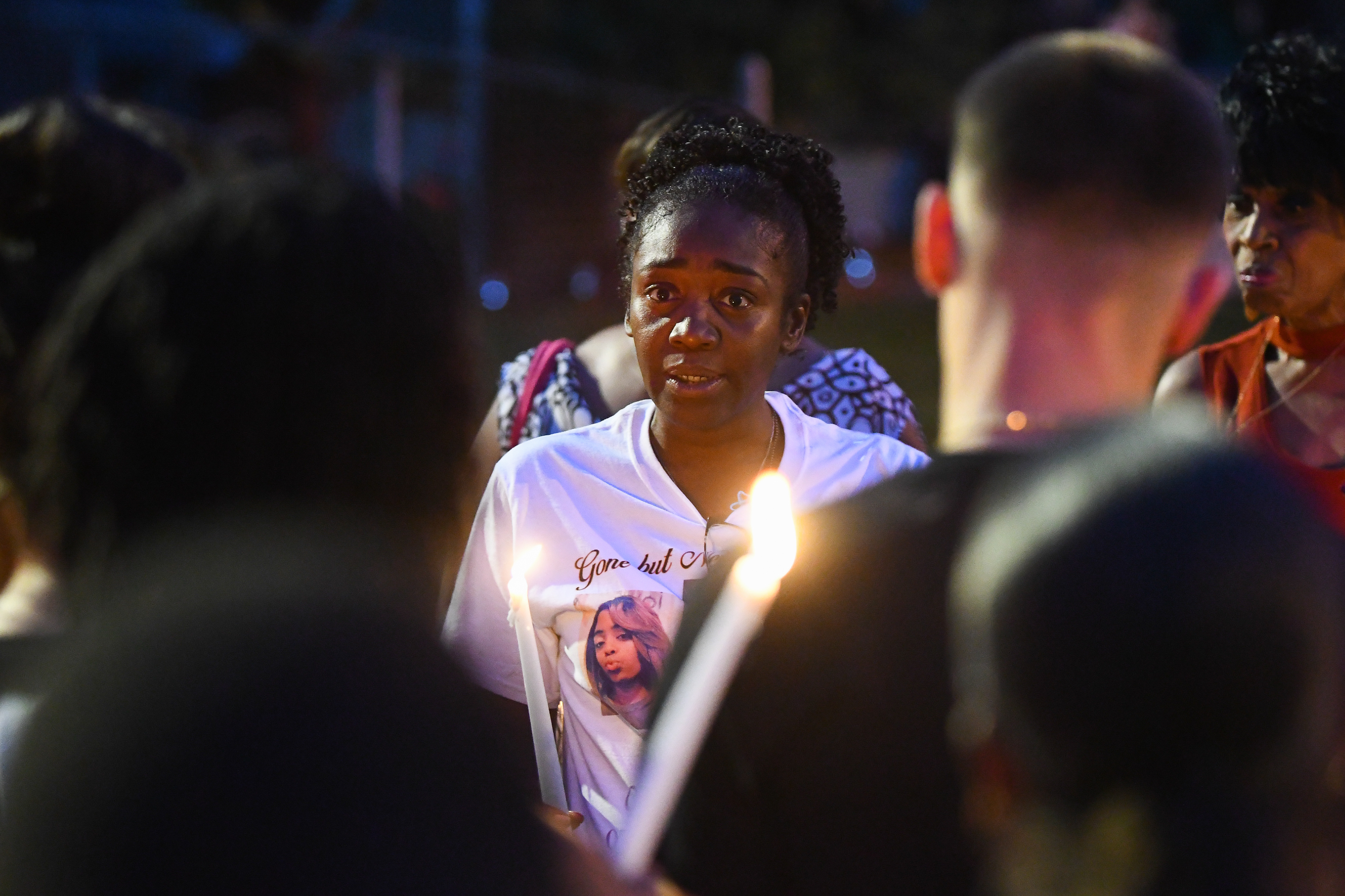 Shaunda Hamilton speaks to the crowd at her daughter, Nadria Wright's vigil on Thursday, September 19, 2019 at Ridgeway Elementary School in Columbia. Hamilton spoke about the importance of standing together against gun violence and pleaded that if anyone has information about who is responsible for her daughter's death, they should come forward.