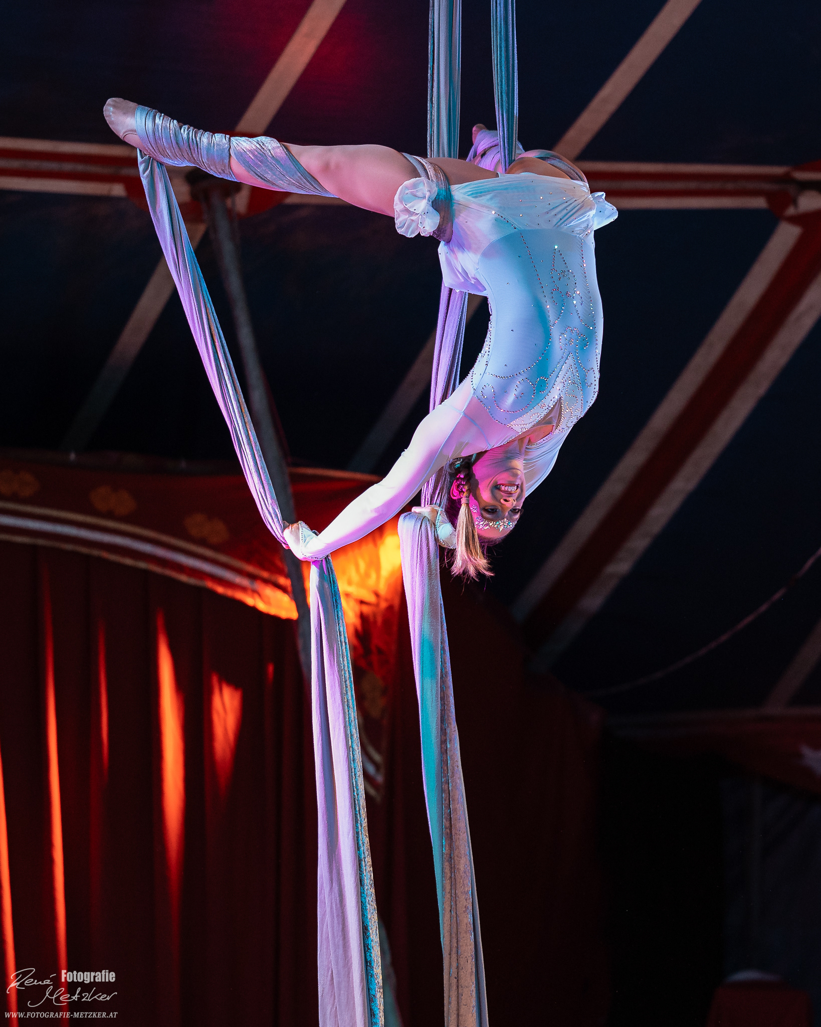 Andrea Veizerova - Wintercircus 2022