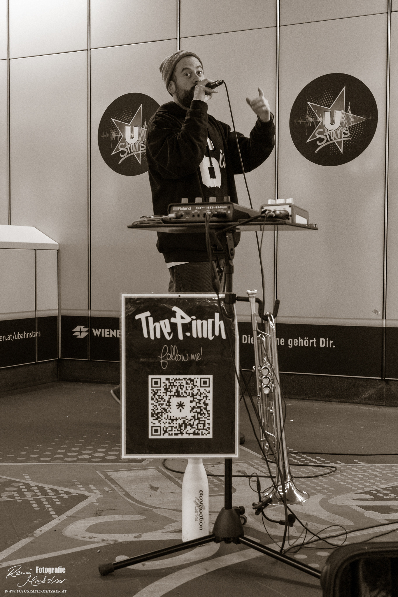 The Pinch - Instagram : thepinchonline (scan the qr code)