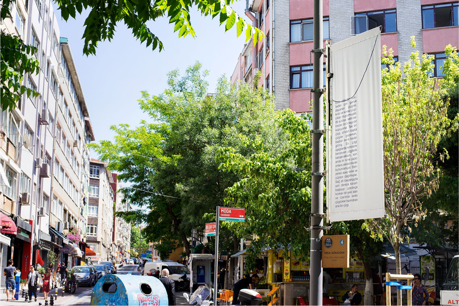 Exhibition view from the {iniş çıkış yukarı aşağı} 2016, Moda | Istanbul