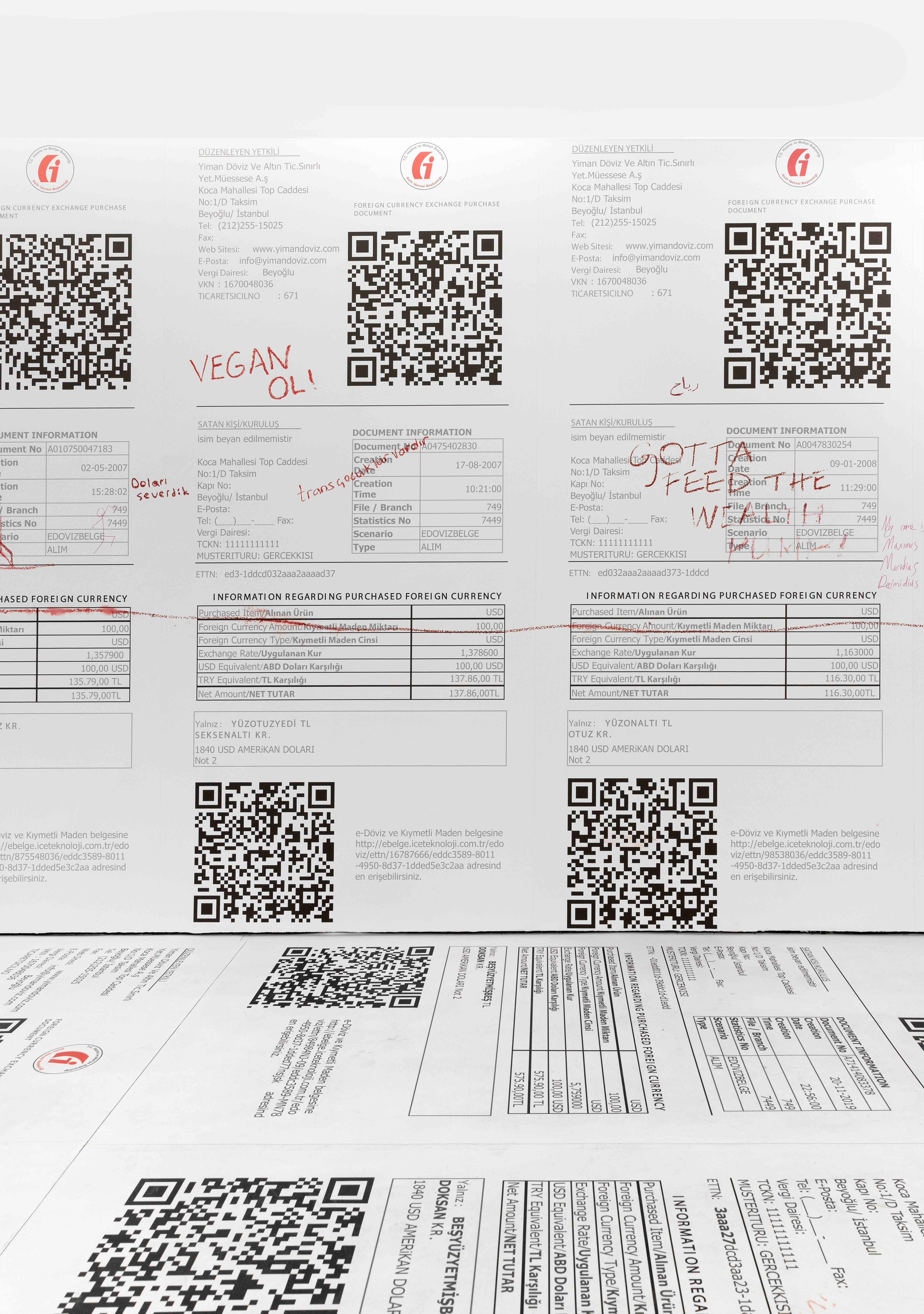 Visitors’ interventions written in lipstick on the Weather Report