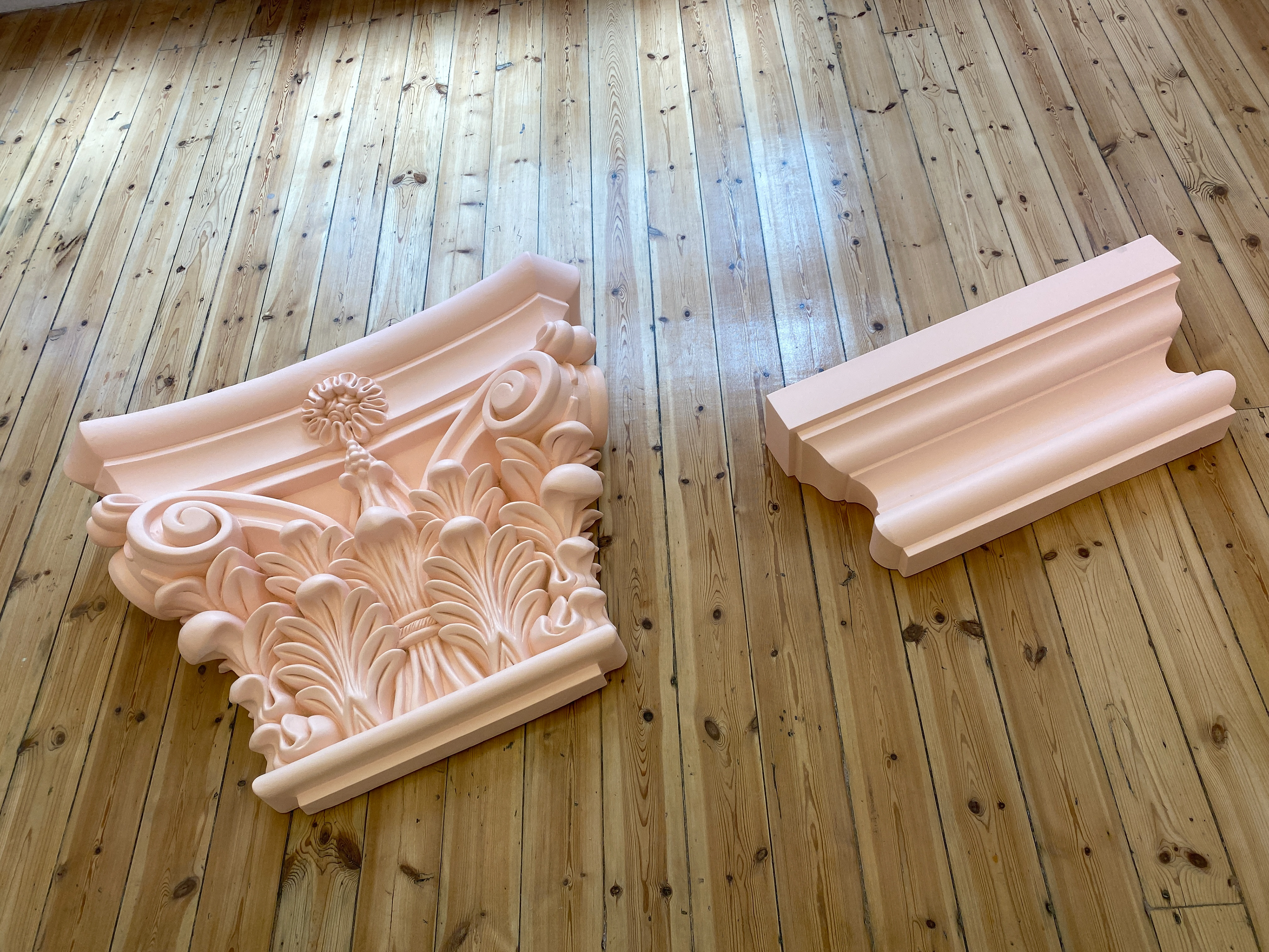 Corinthian capital and base