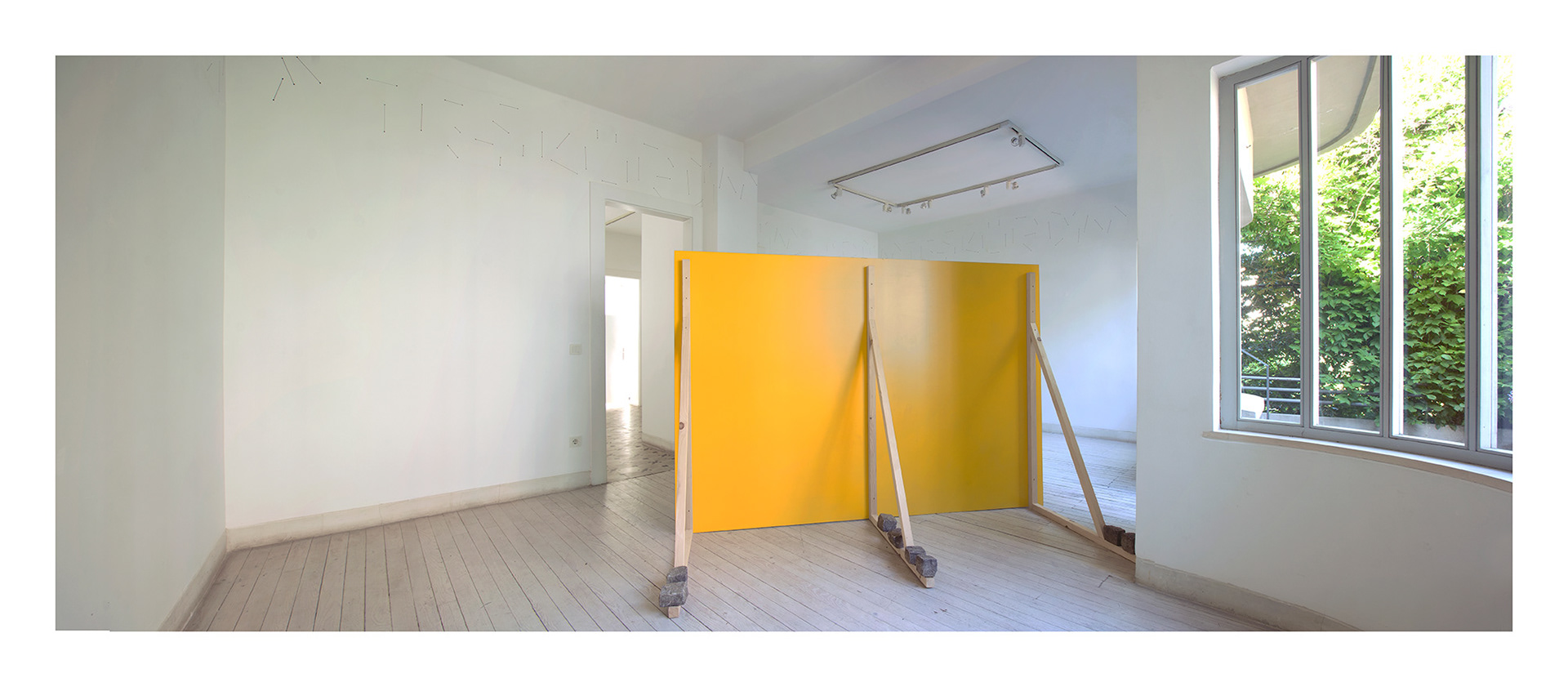“Support Sky” 2017Digital vinyl printing on melamine board, 250 x 170cm