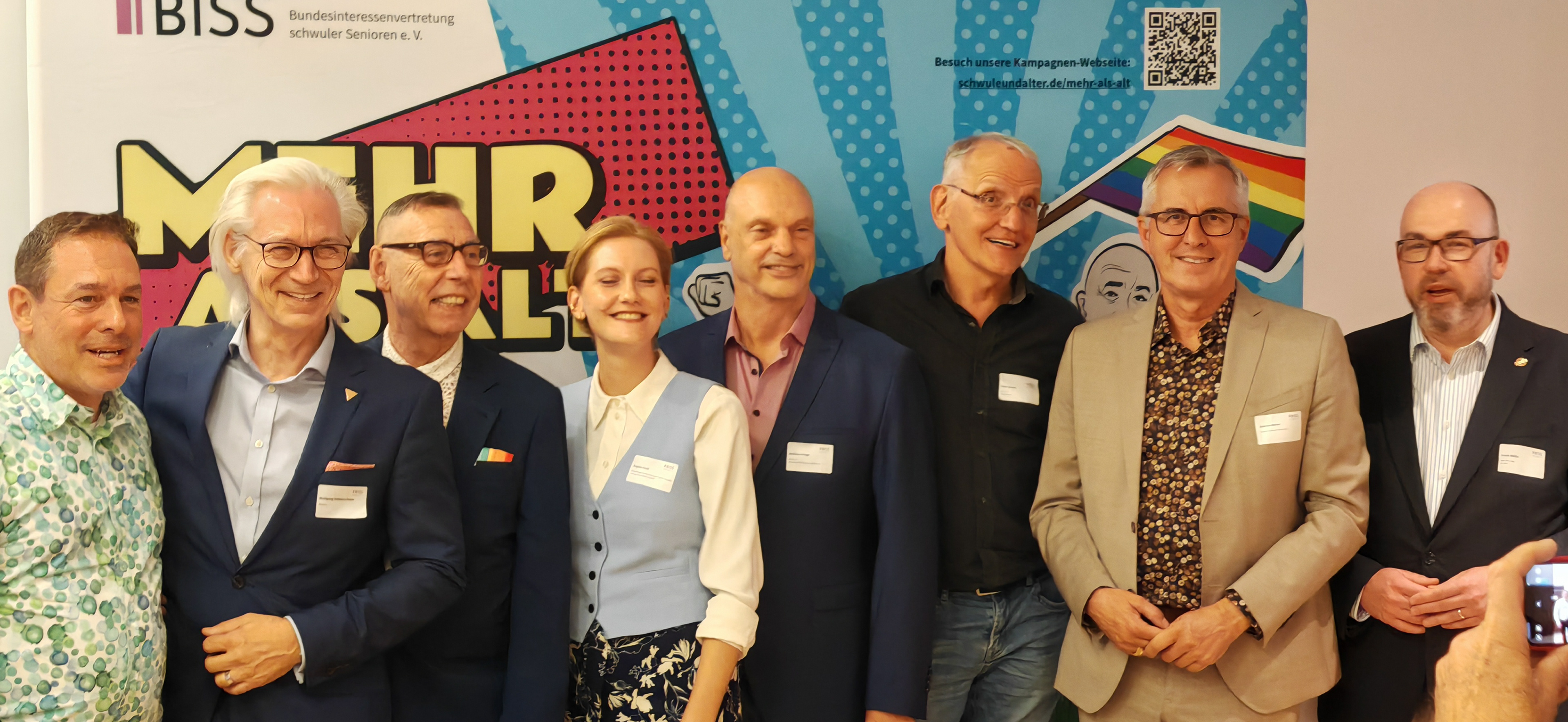 Der wiedergewählte BISS-Vorstand mit Gästen