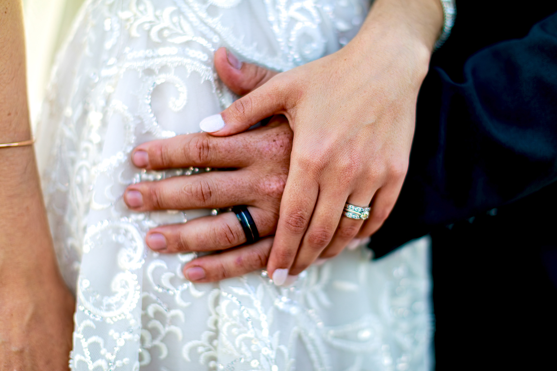 wedding couple hands and rings