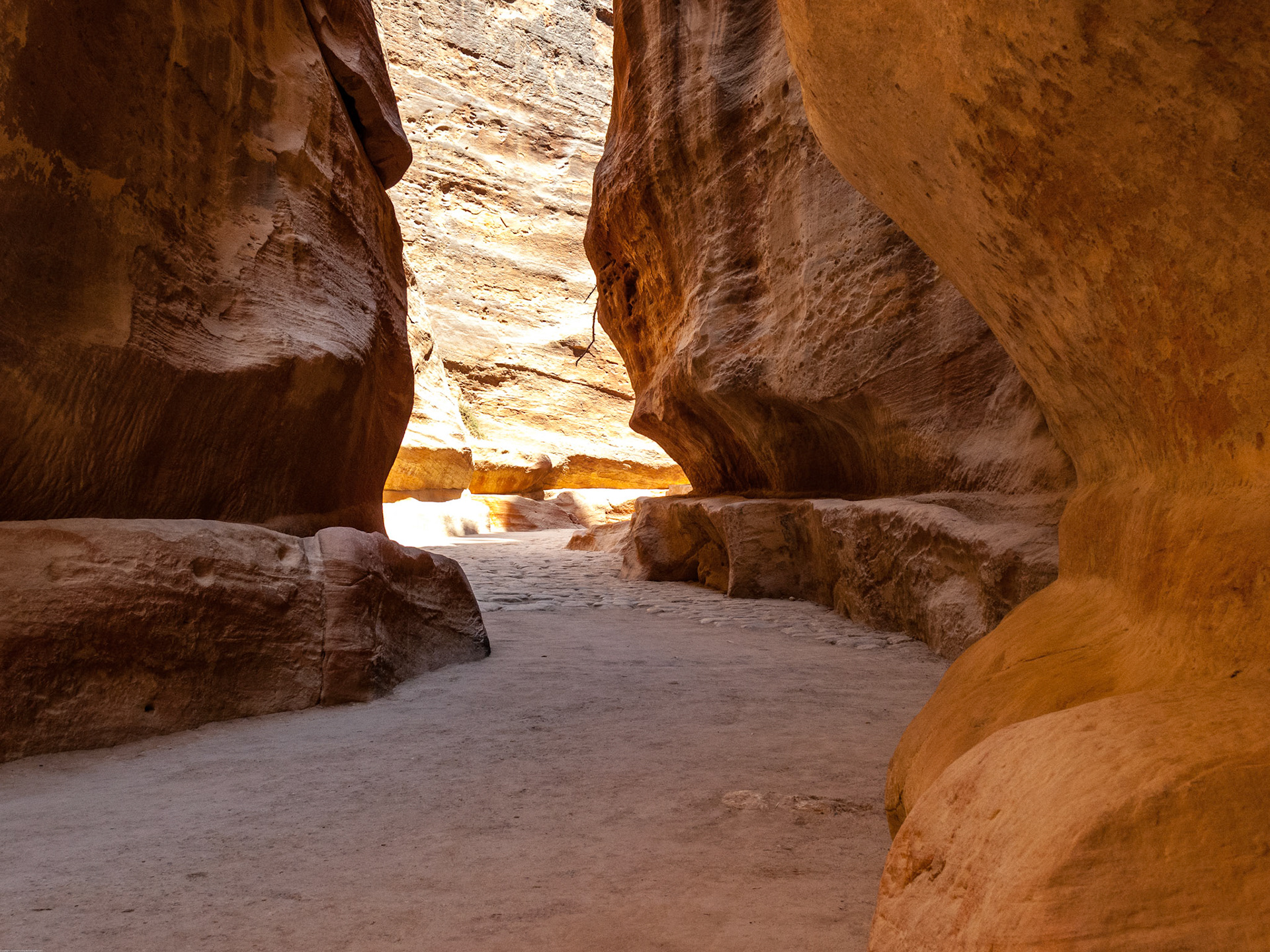 Petra, Returning from The Treasury August 2009