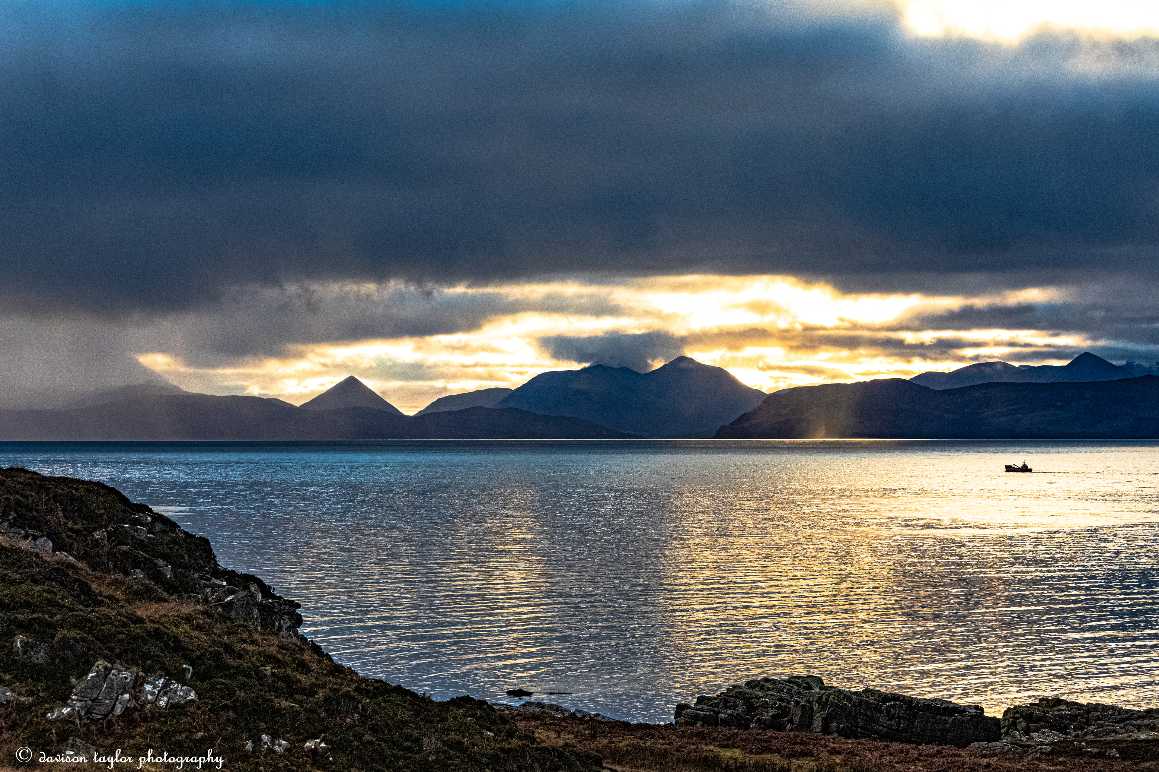Moods of The Inner Sound from Lonbain