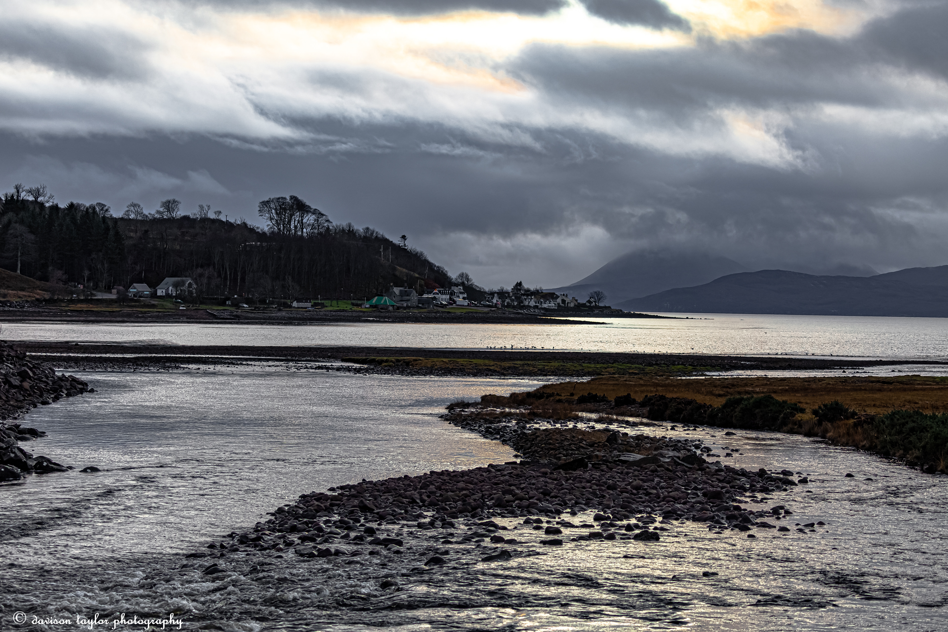 Moody Applecross