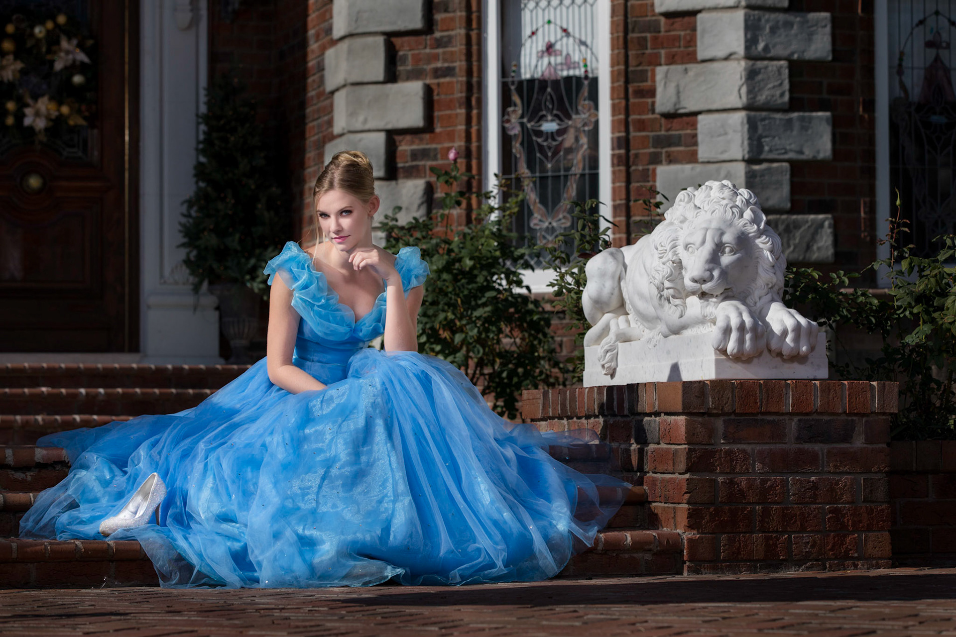 A portrait photography session in Tempe, Arizona at the Chateau De Vie with friends with a disney theme.