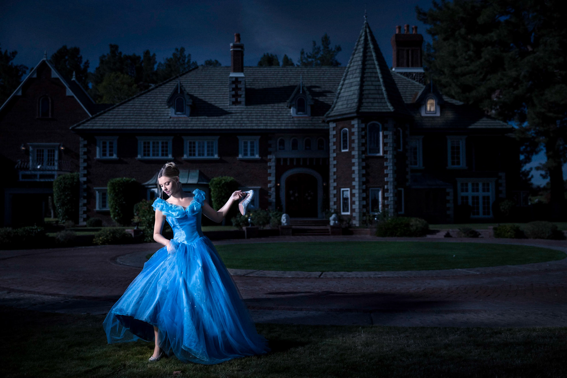 A portrait photography session in Tempe, Arizona at the Chateau De Vie with friends with a disney theme.