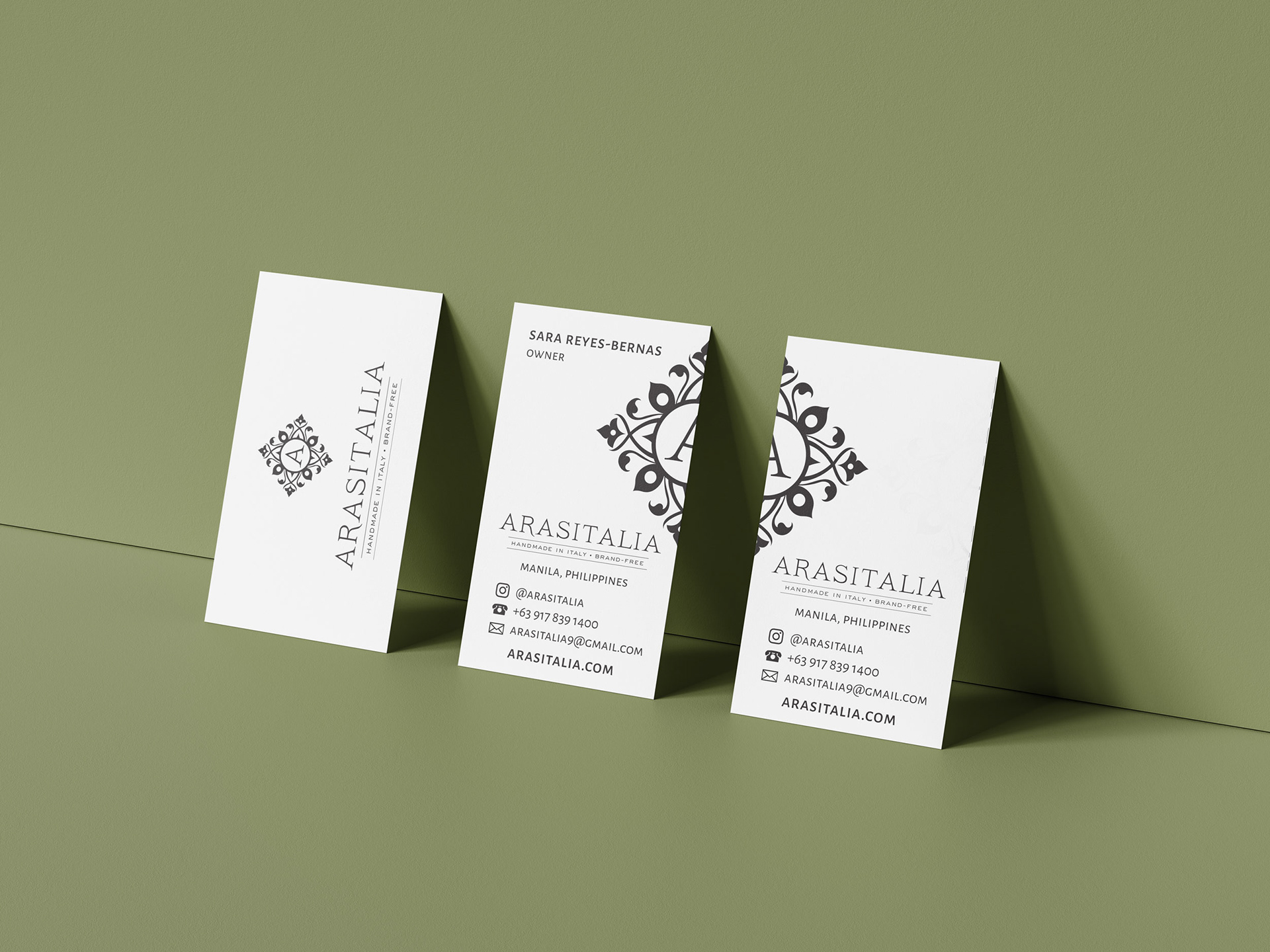 ARASITALIA business cards