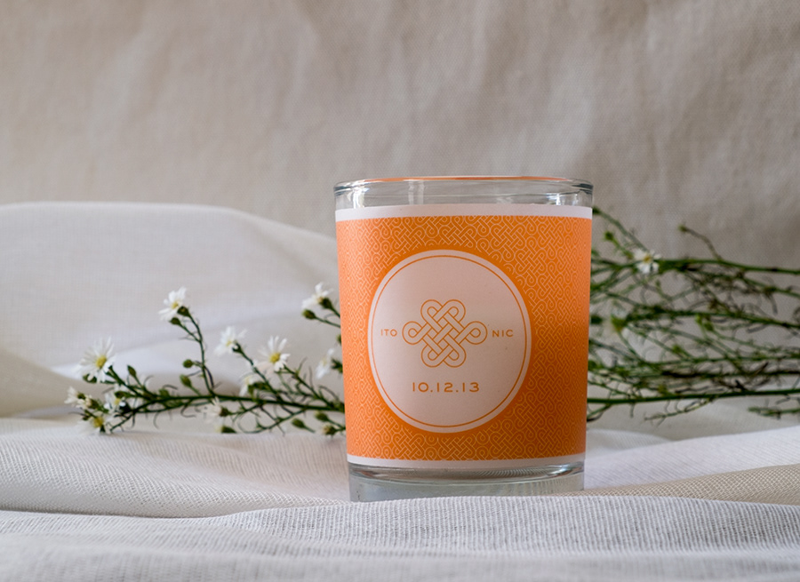 Dy-Quiros label for candle favor