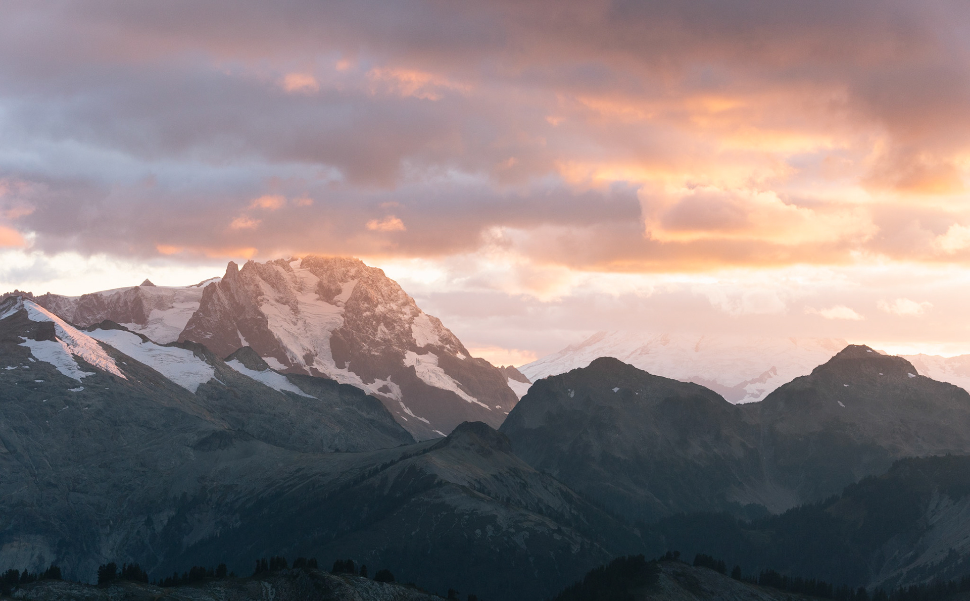 Mt. Shuksan & Mt. Baker seen from the lookout