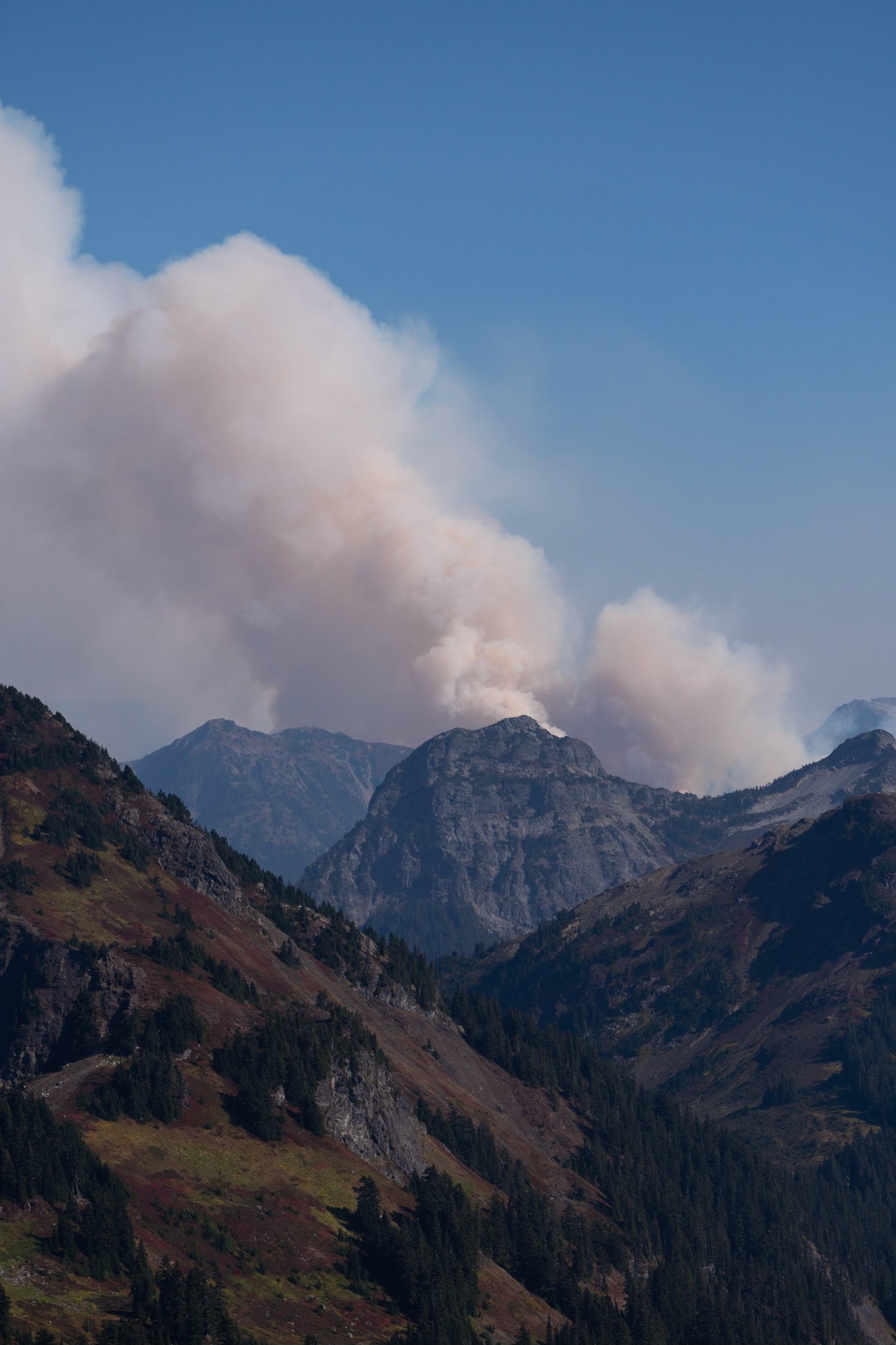 Chilliwack Complex fire seen from Yellow Aster Butte