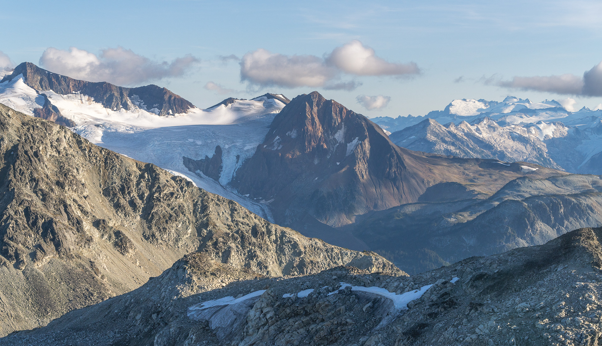 Fissile and Overlord Mountain